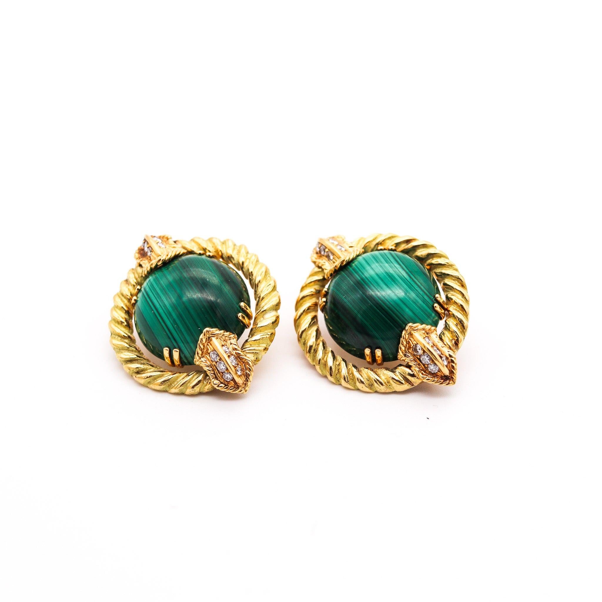 CHAUMET 1970 Paris Clips-Ohrringe in 18Kt mit 24,96 Karat Diamanten und Malachit (Cabochon) im Angebot