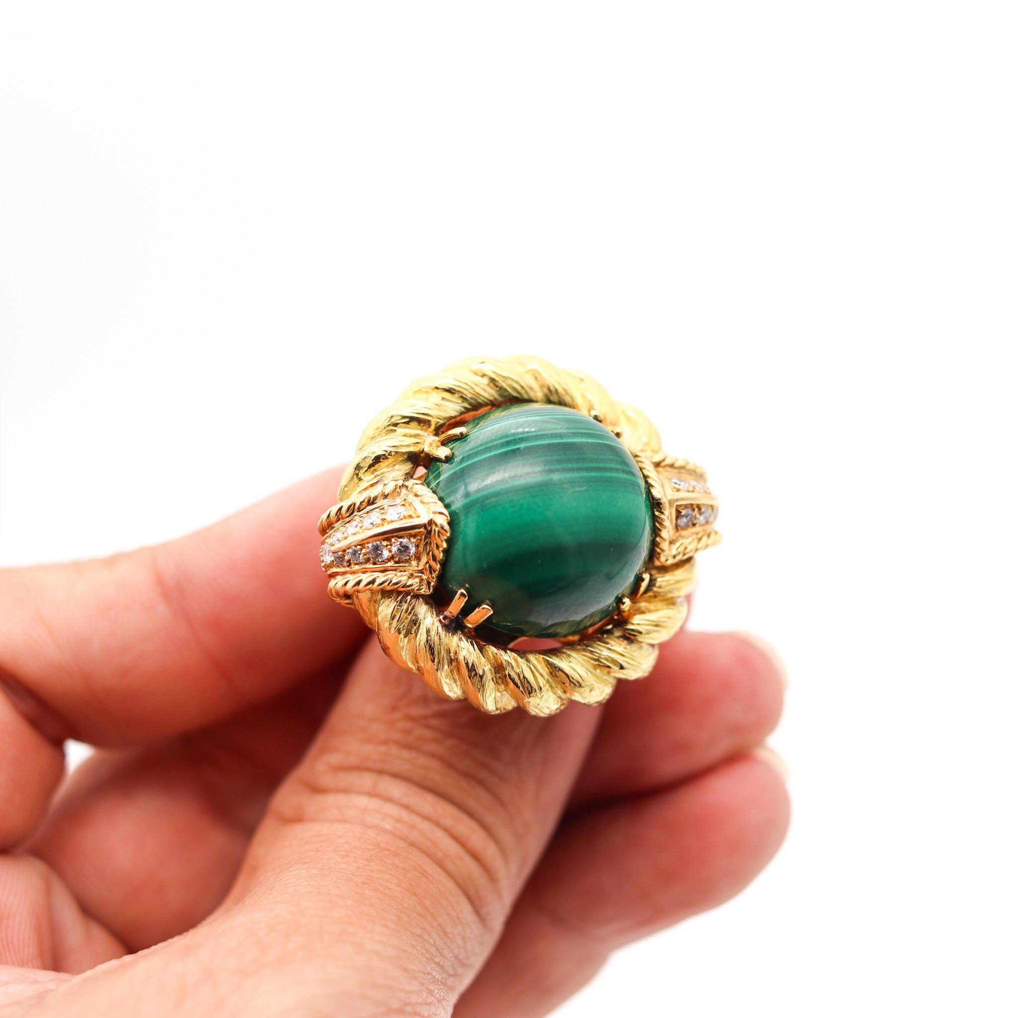 CHAUMET 1970 Paris Cocktail-Ring aus 18 Karat mit 15,70 Karat Diamanten und Malachit im Angebot 3