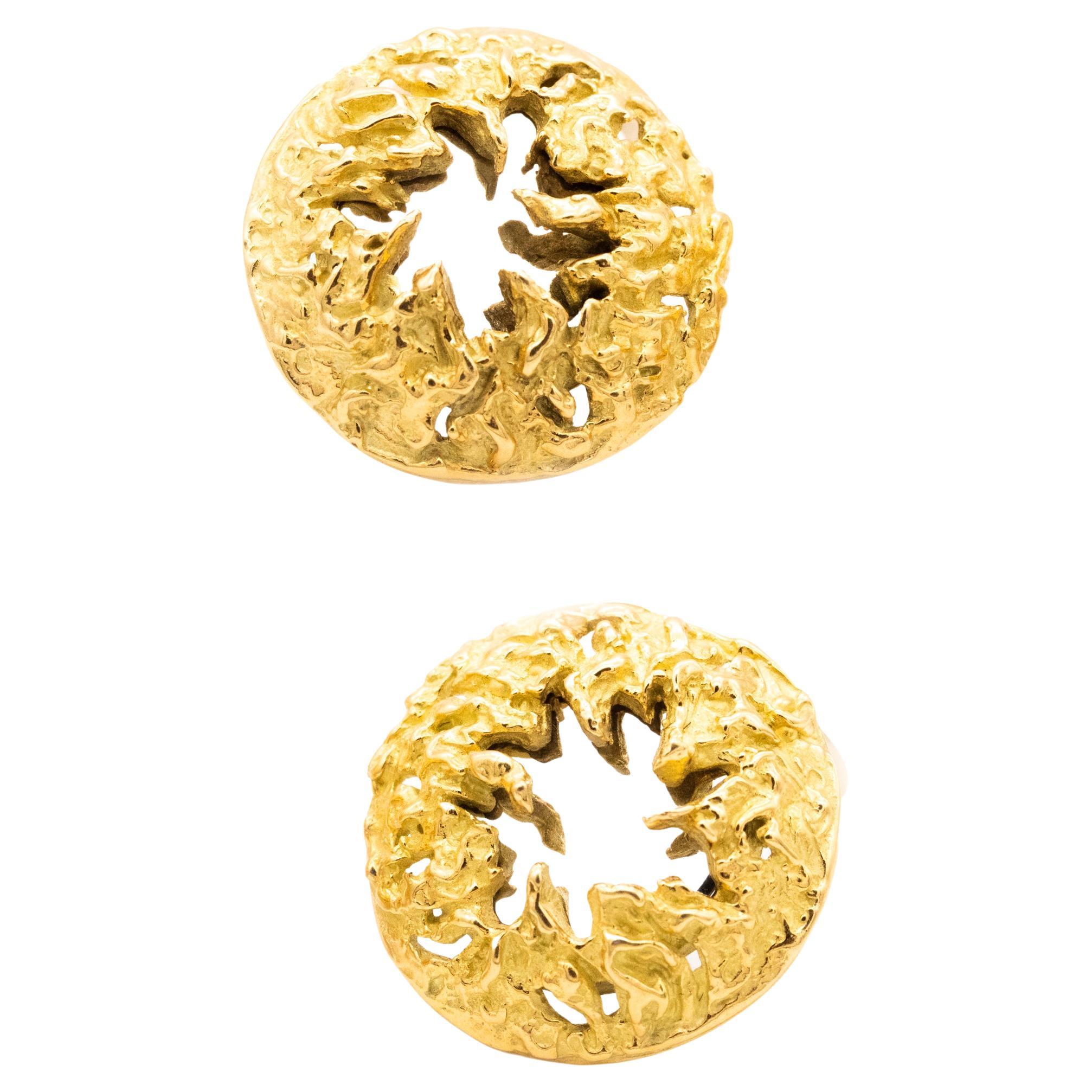 Chaumet 1970 Paris Retro Mirrored Clip Earrings in Textured 18Kt Yellow Gold
