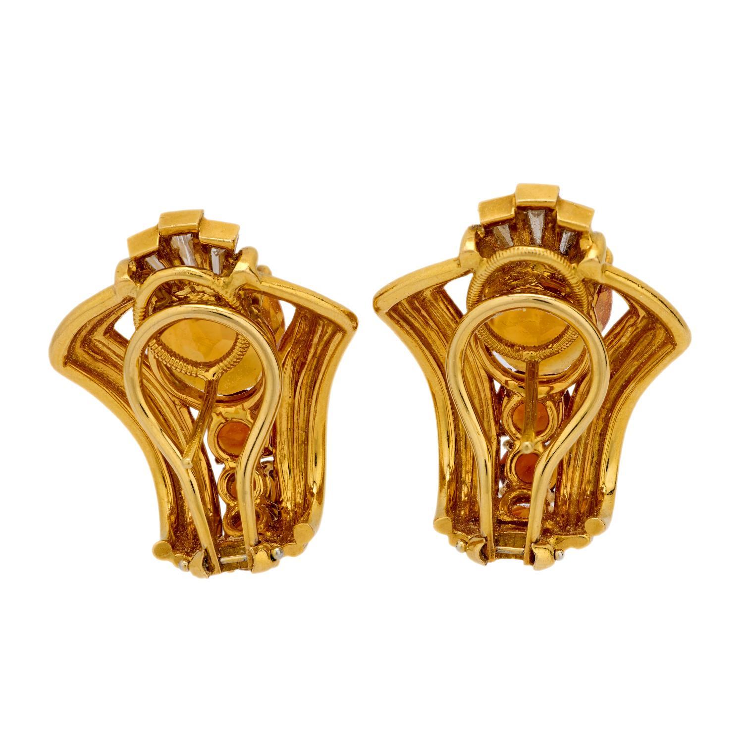Chaumet, boucles d'oreilles en or jaune 18 carats, diamants et citrine, poids total de 8,80 carats Bon état - En vente à Beverly Hills, CA