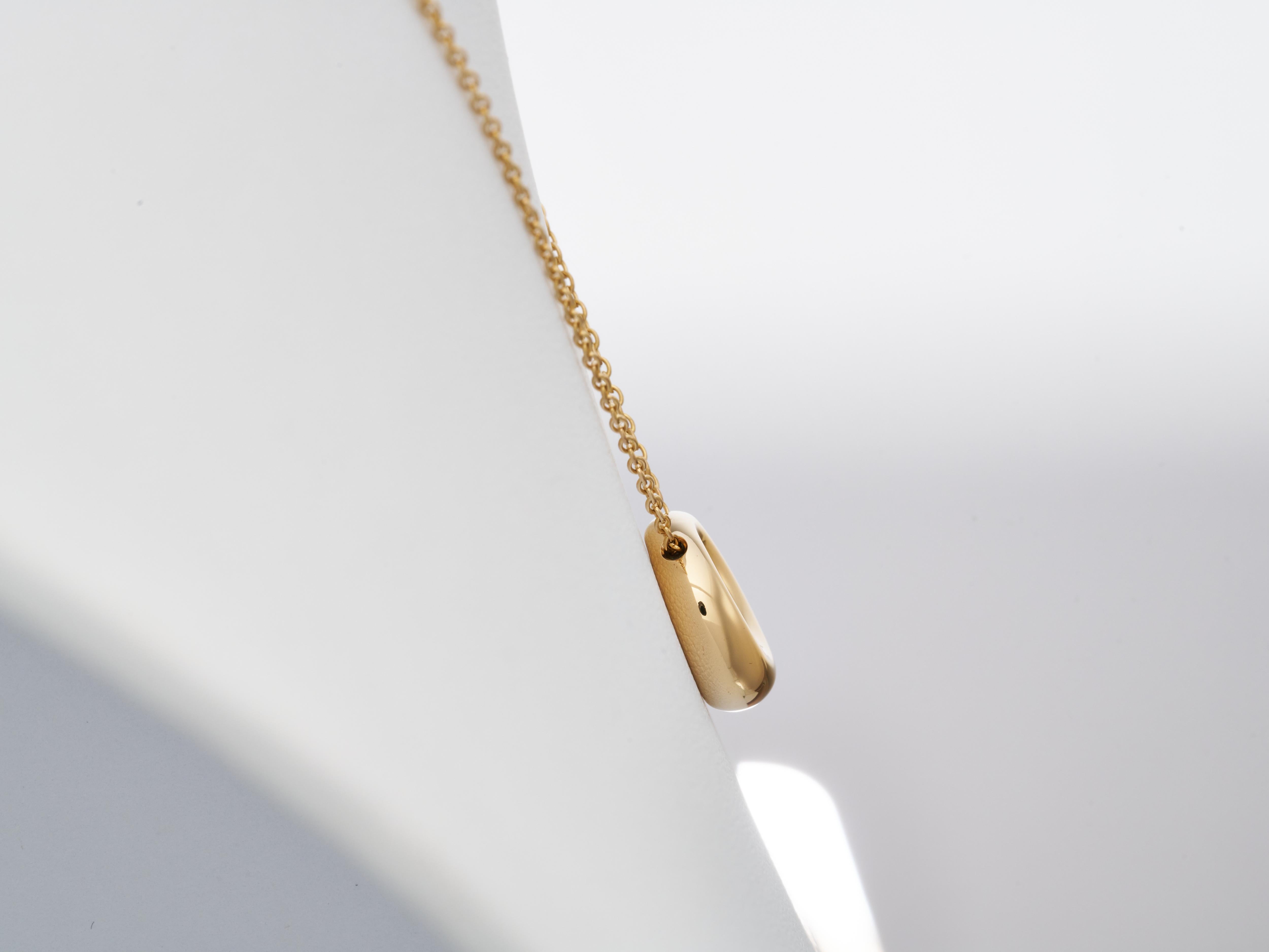Chaumet Annaud Collier pendentif rond sur chaîne vintage en or jaune 18 carats en vente 3