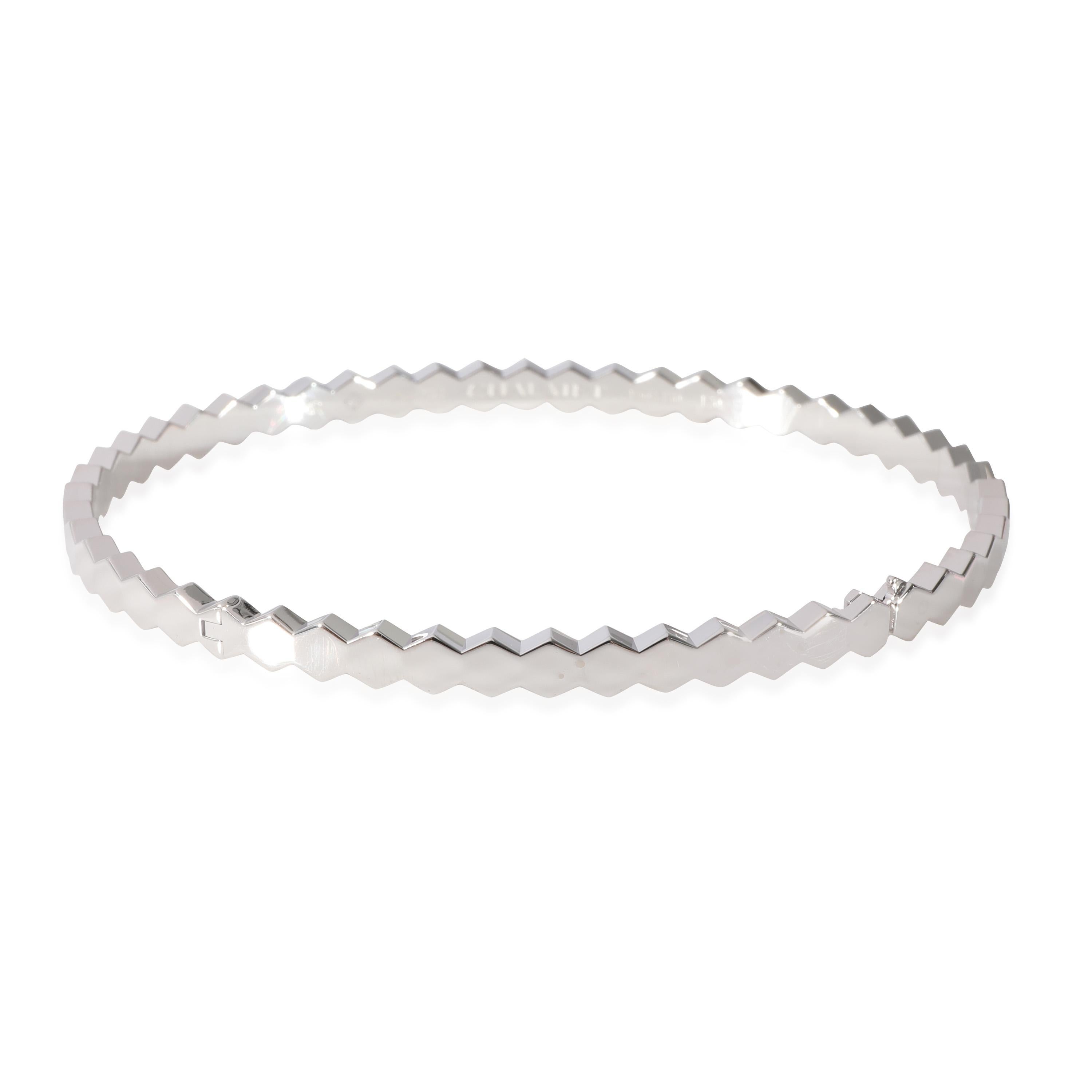 Chaumet Bee My Love Diamond Bracelet in 18k White Gold 0.95 CTW

PRIMARY DETAILS
SKU: 125466
Listing Title: Chaumet Bee My Love Diamond Bracelet in 18k White Gold 0.95 CTW
Condition Description: Retails for 10575 USD. In excellent condition and