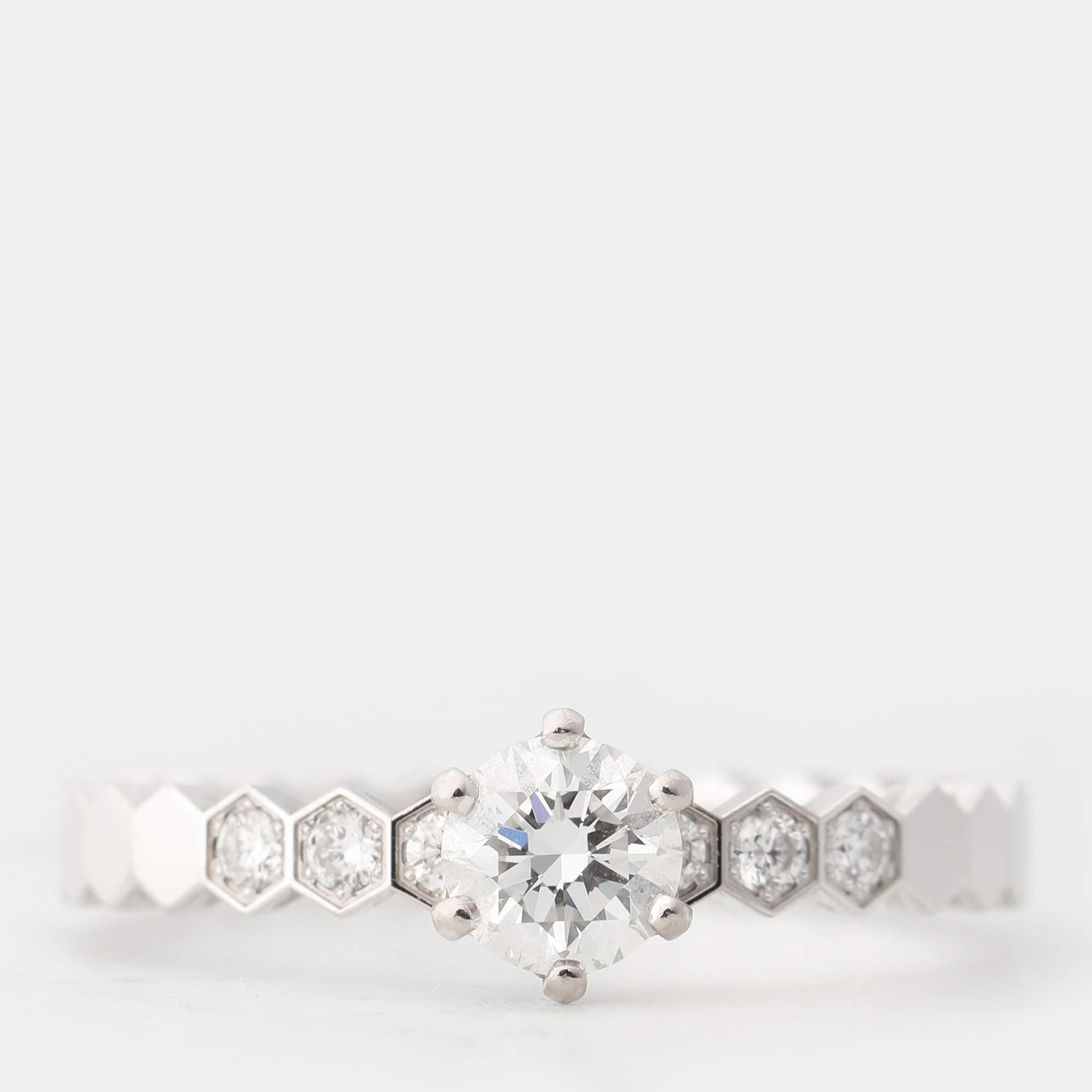 To adorn your fingers in the most elegant way Chaumet brings to you this stylish ring. It has been carved using top quality materials and will elevate your look instantly.
