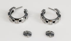 Chaumet Class One Diamond Boucles d'oreilles en or blanc 18 carats et caoutchouc