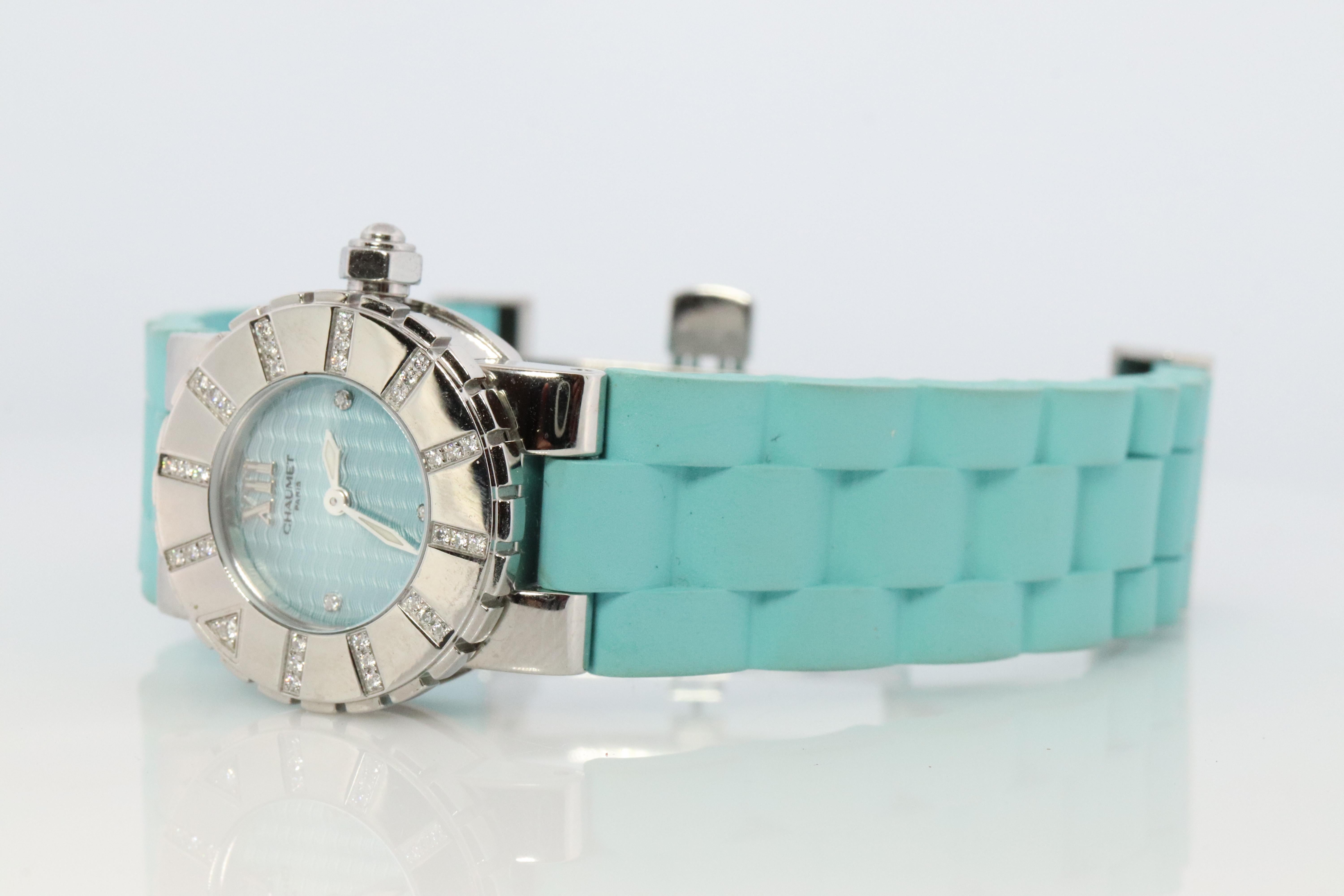 Beautiful Chaumet Watch

Class One 621 with diamonds and light blue dial.

Rubber Strap.
This will be for one special lady.

Condition: New Battery. Has light scratching.

Buy with confidence. Genuine Pre-owned Chaumet