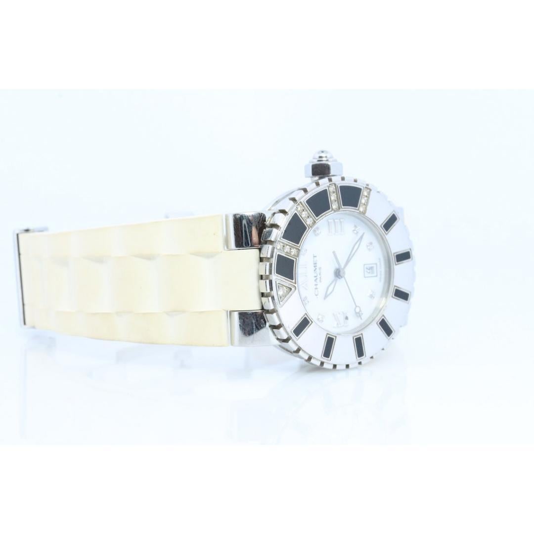 Chaumet Class One Watch. Chaumet 622B Diamond Ladies Wristwatch. Chaumet Paris In Good Condition In Port Charlotte, FL