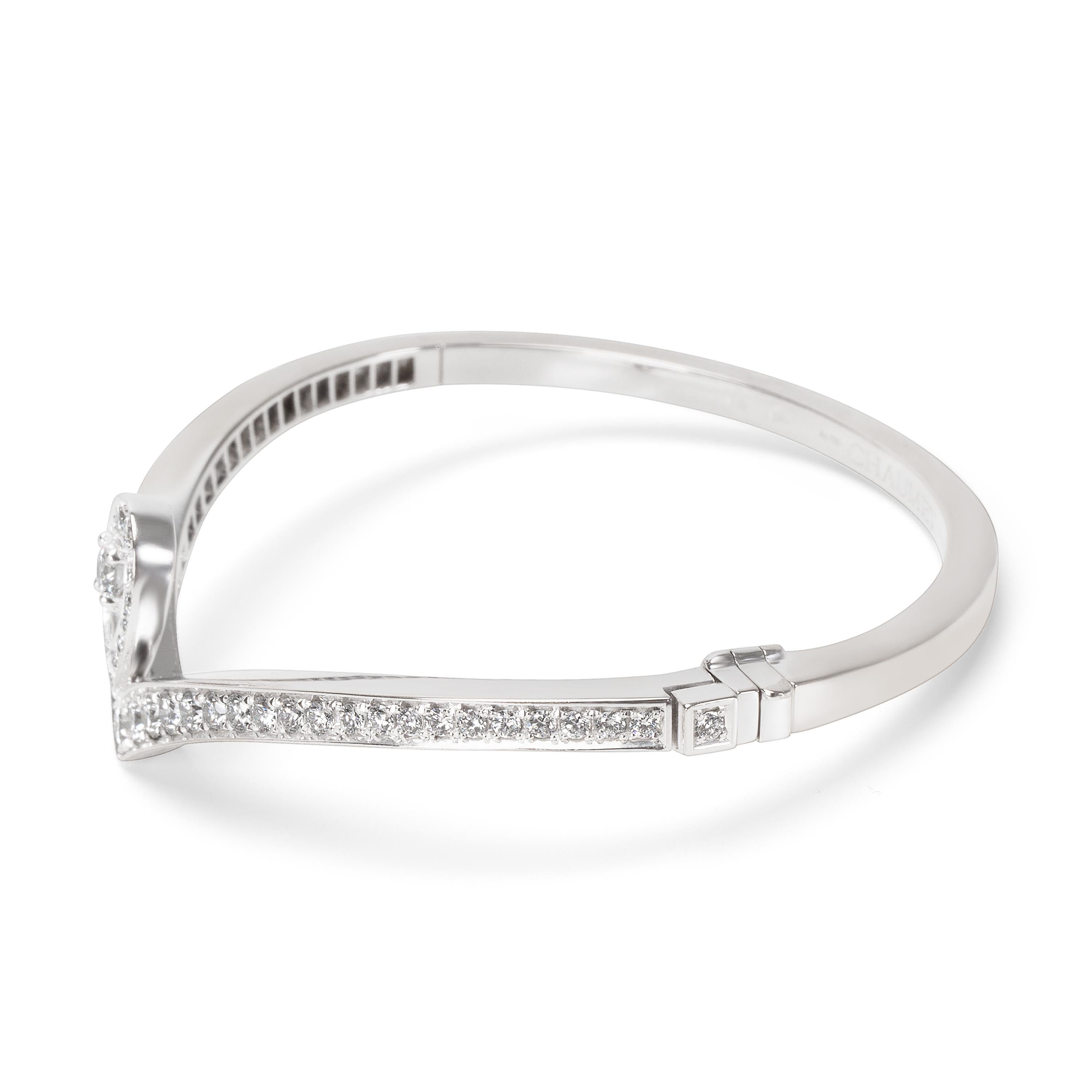 Women's Chaumet Diamond Bracelet in 18 Karat White Gold 1.70 Carat