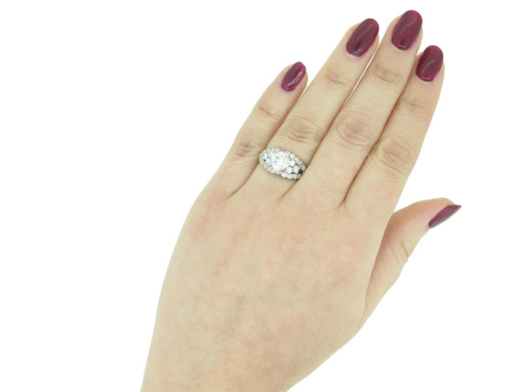 Chaumet Diamond Cluster Ring, French, circa 1935 In Good Condition For Sale In London, GB
