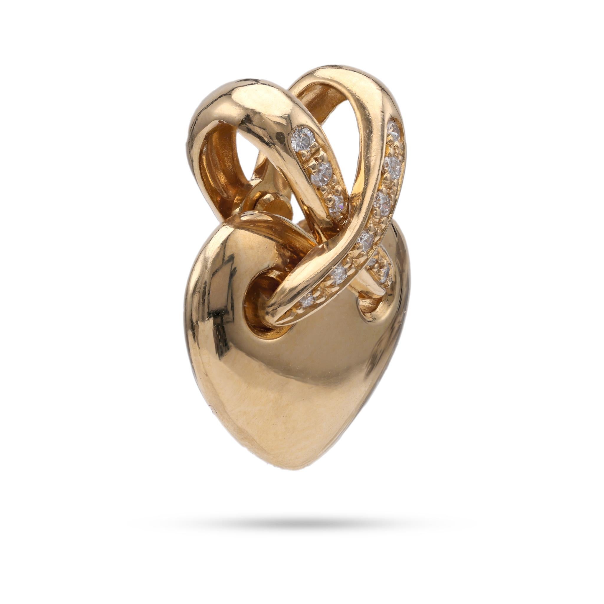 Modern Chaumet Diamond Gold Heart Pendant