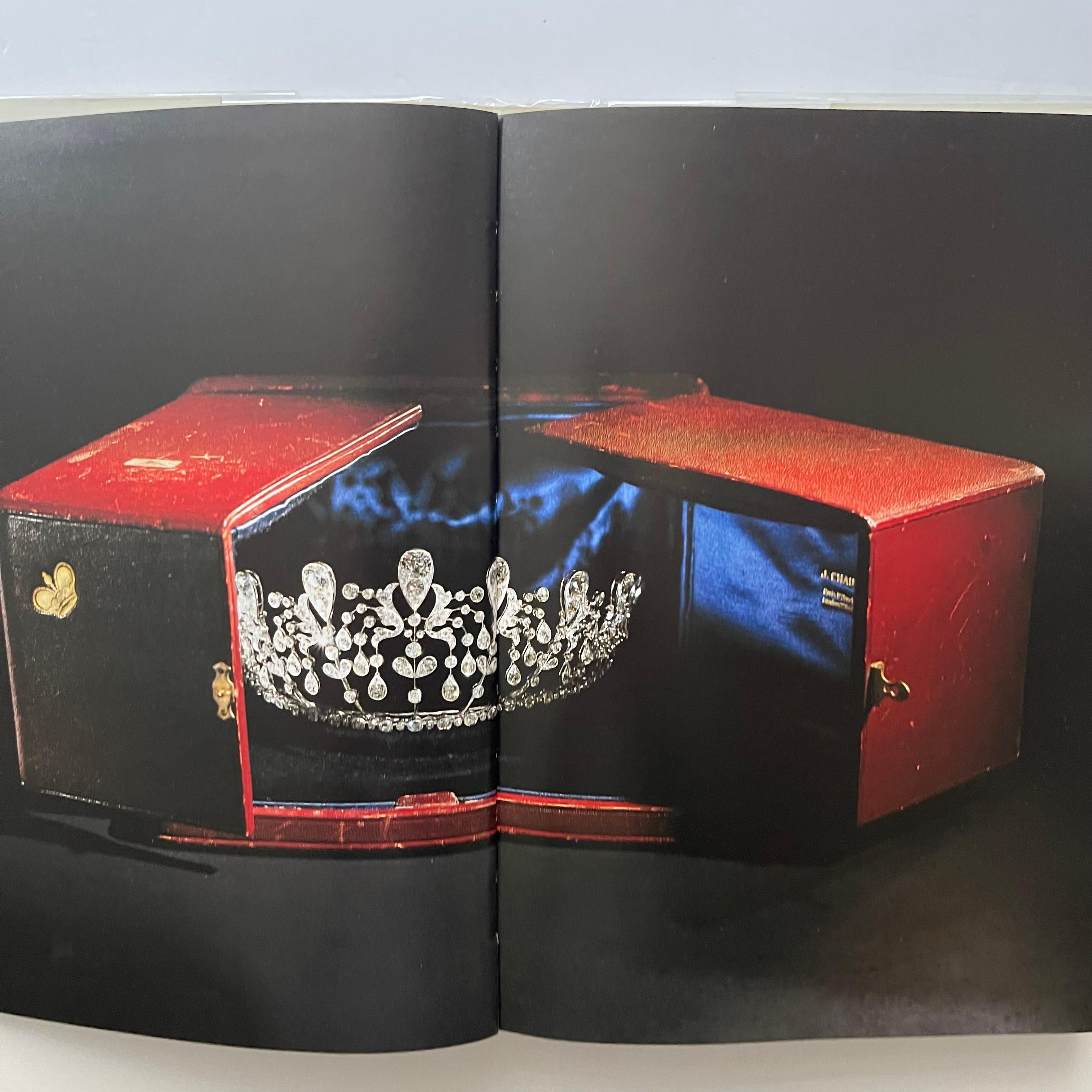 Published by Assouline 2002 written by Diana SacirsbrickA sumptuous selection of jewelry made to adorn the head - tiaras, aigrettes and bandeaux. Emblems of success and happiness, tiaras are some of the most beautifully crafted jewelry pieces of the