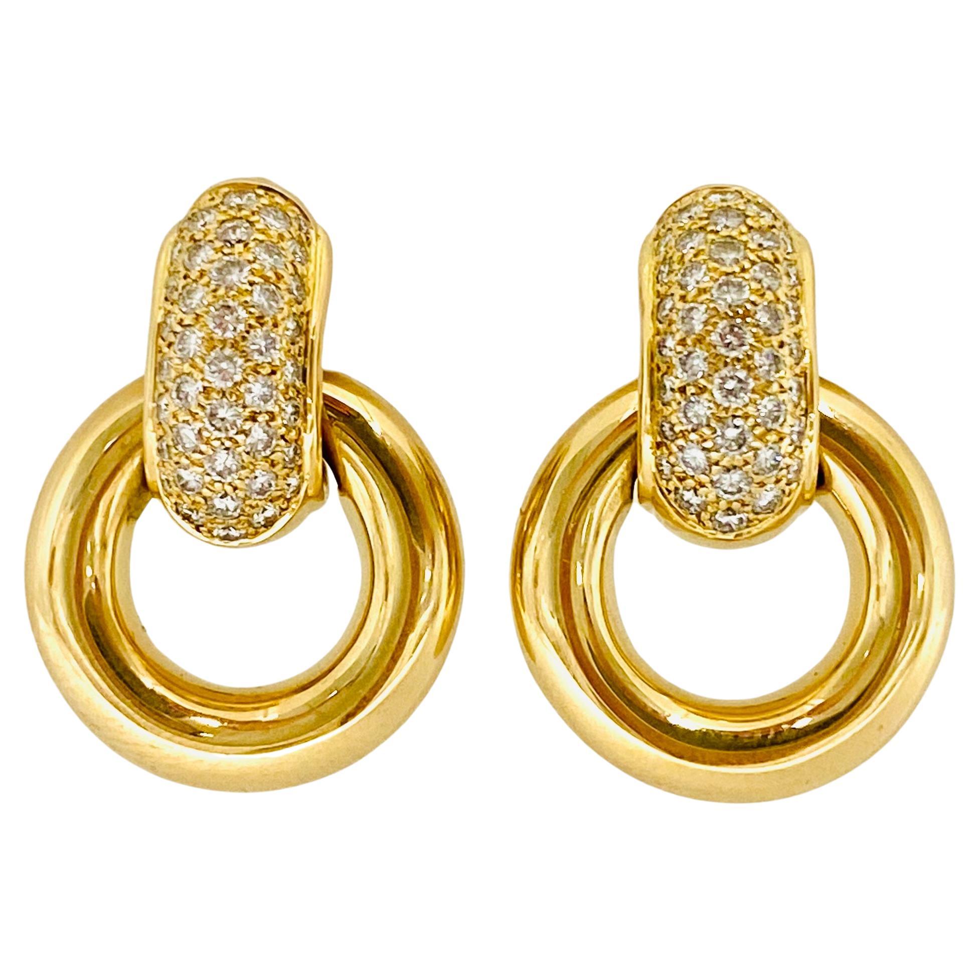 Boucles d'oreilles Chaumet en or et diamants en vente