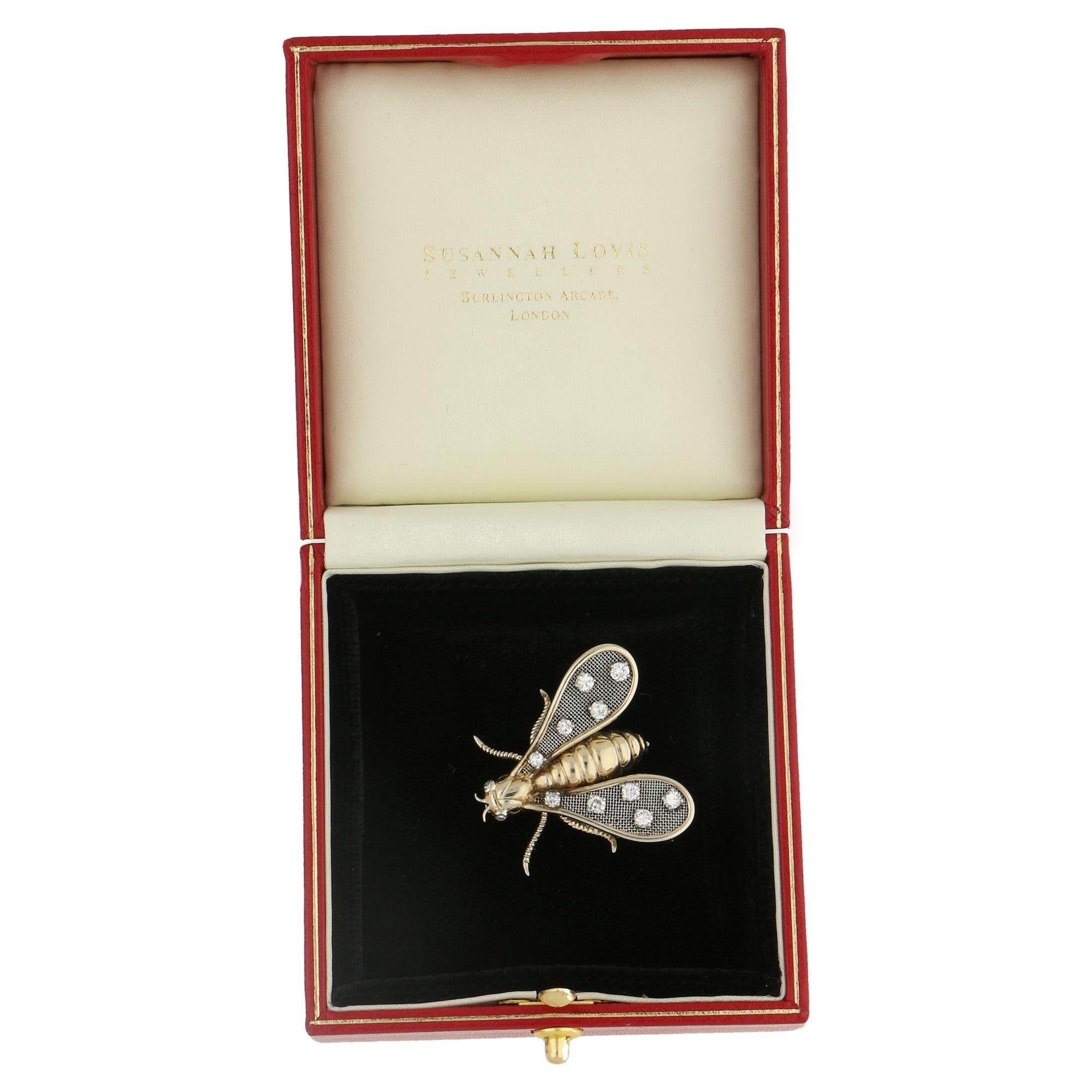 Women's or Men's Chaumet Paris Diamond Insect Brooch Set in 18k Yellow and White 