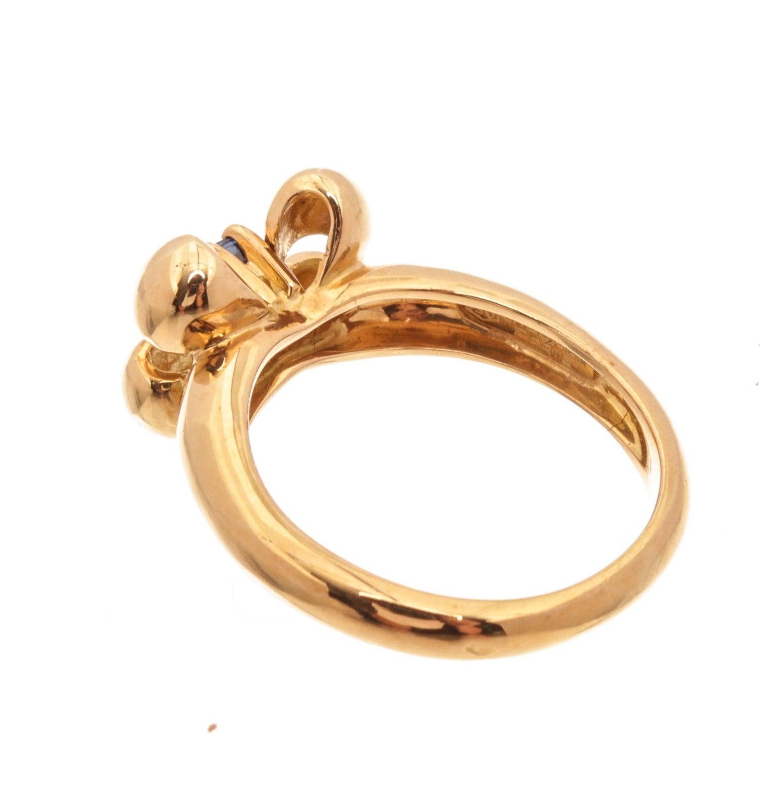 Women's Chaumet Gold Sapphire Ring