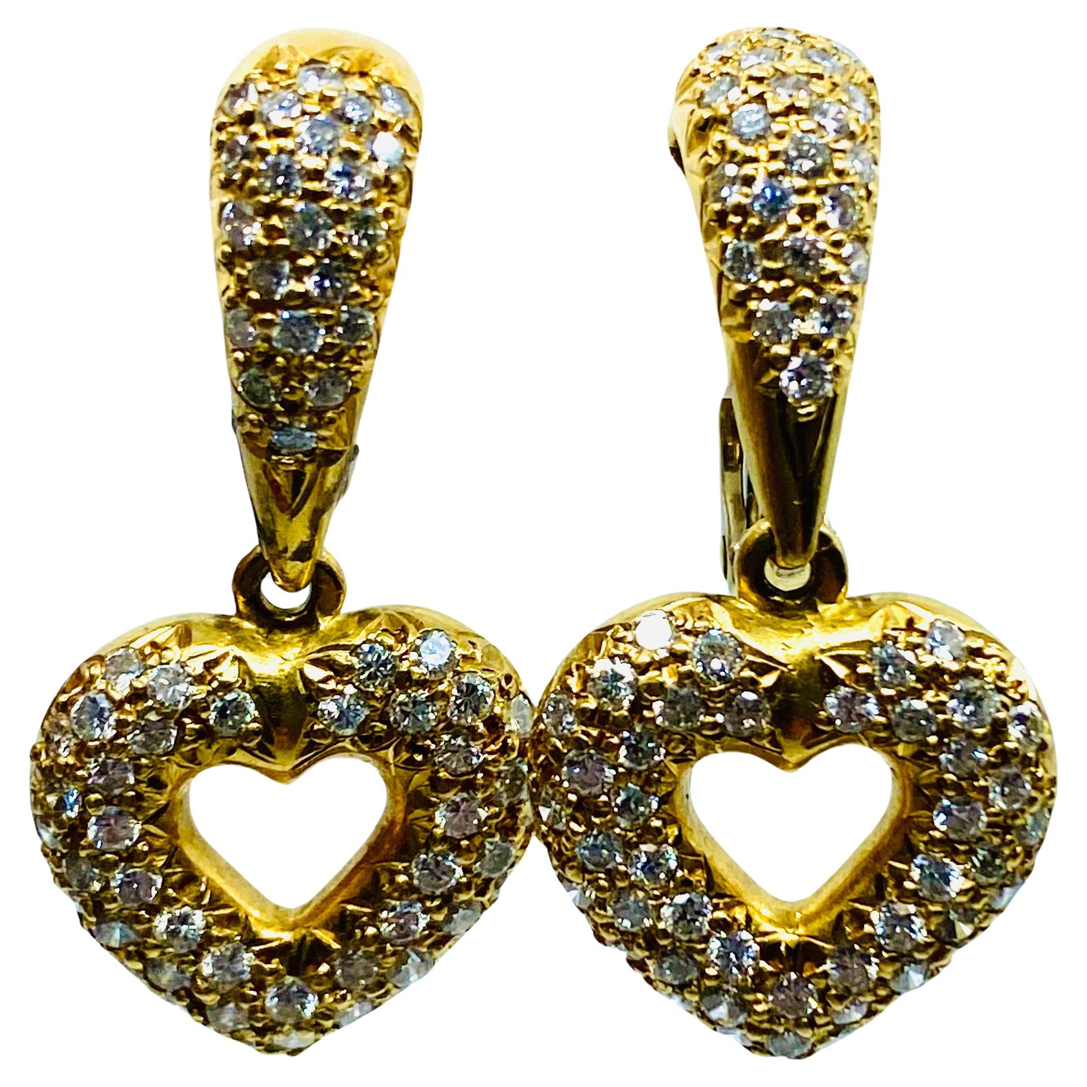 Chaumet, boucles d'oreilles cœur vintage en or et diamants en vente 2
