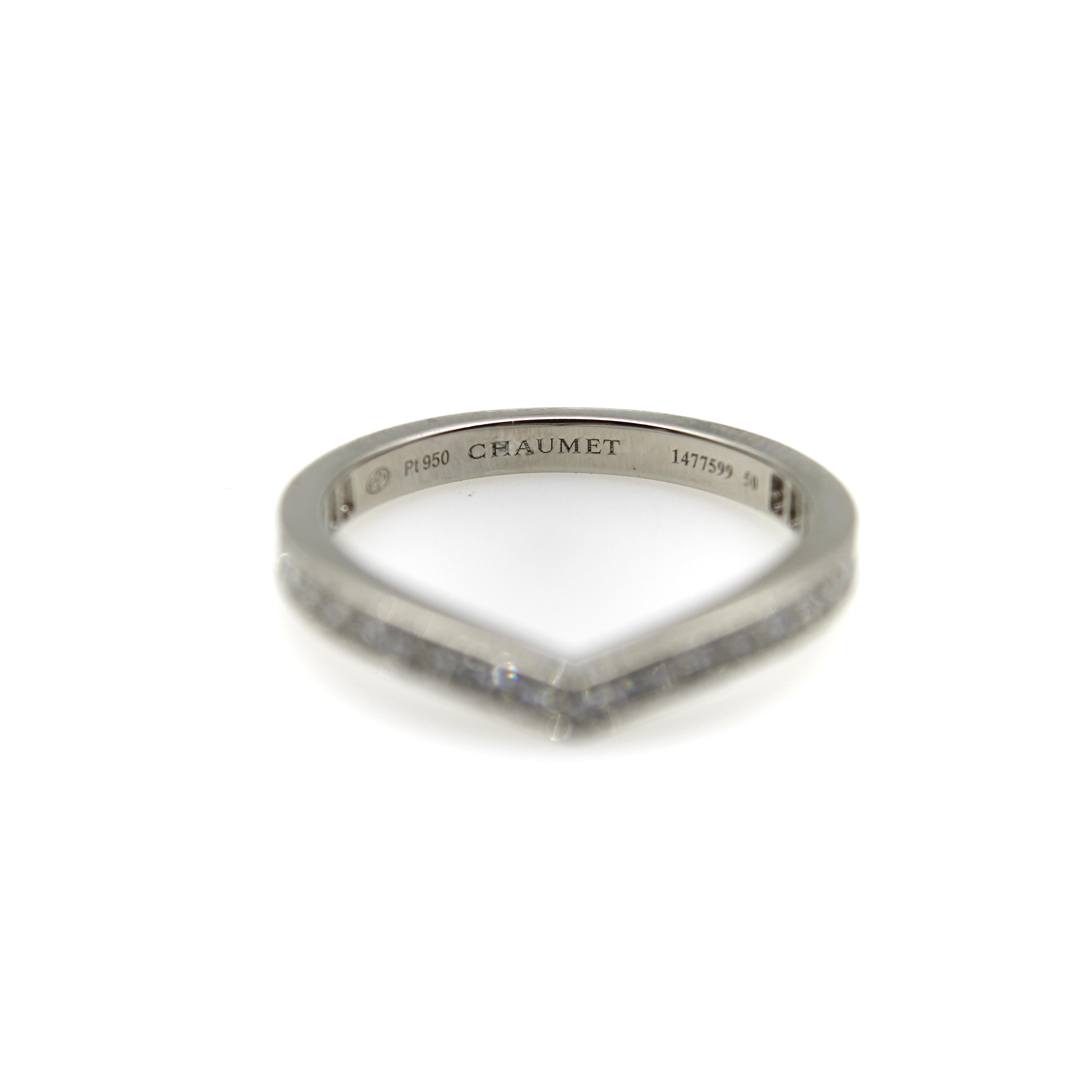 Women's or Men's Chaumet Joséphine Aigrette Platinum Diamond Wedding Band For Sale