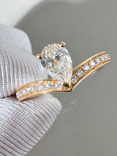 Chaumet Joséphine Aigrette V‑Shape Pear‑Cut Diamond Ring, 18K Rose‑Gold