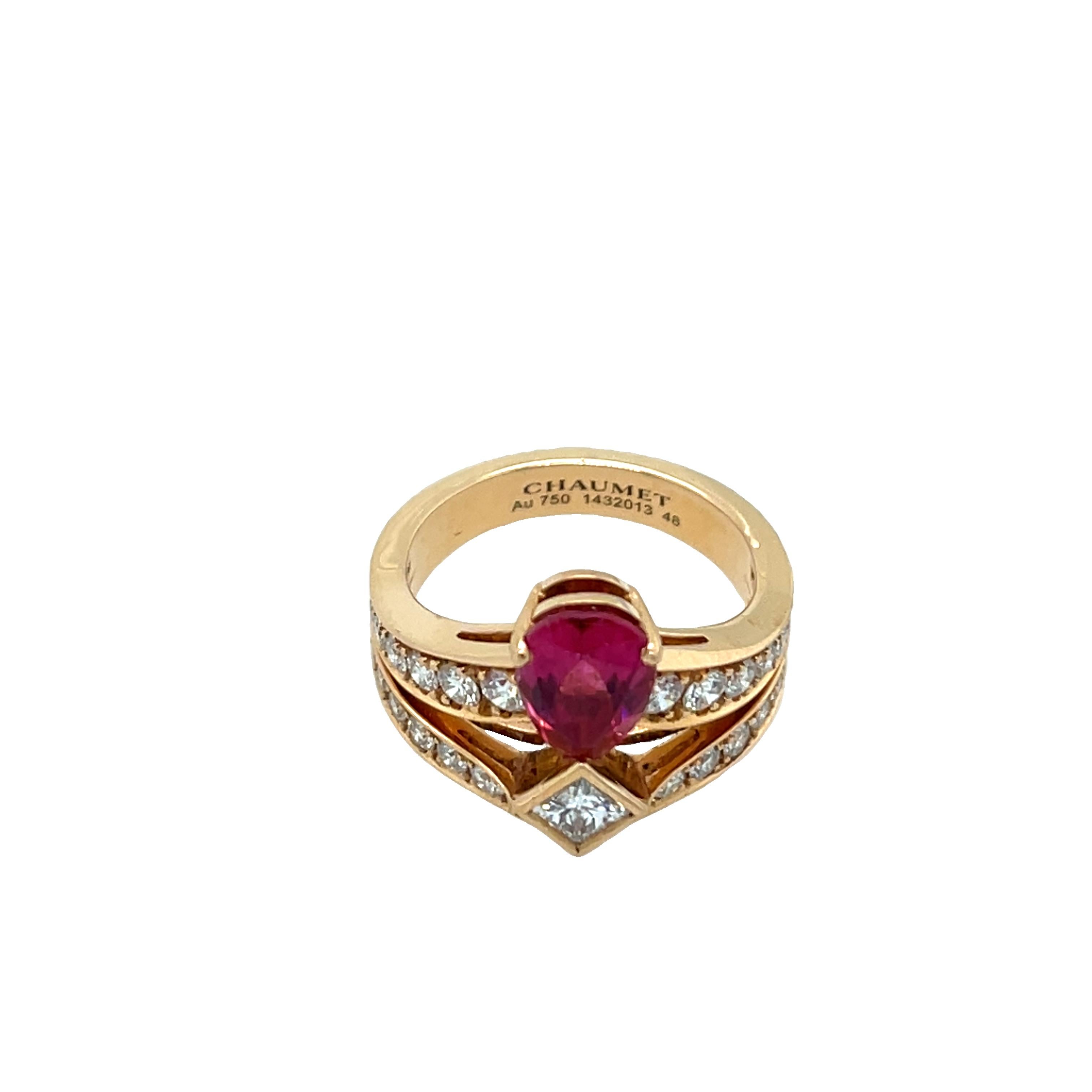 Pear Cut Chaumet Joséphine Tiara Pink Sapphire Engagement Ring in 18ct Rose Gold For Sale