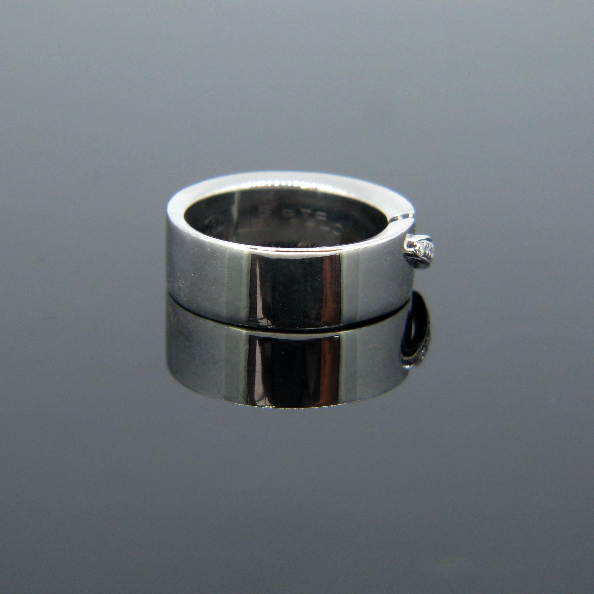 Chaumet Lien Link Diamonds White Gold Band Ring In Good Condition In London, GB