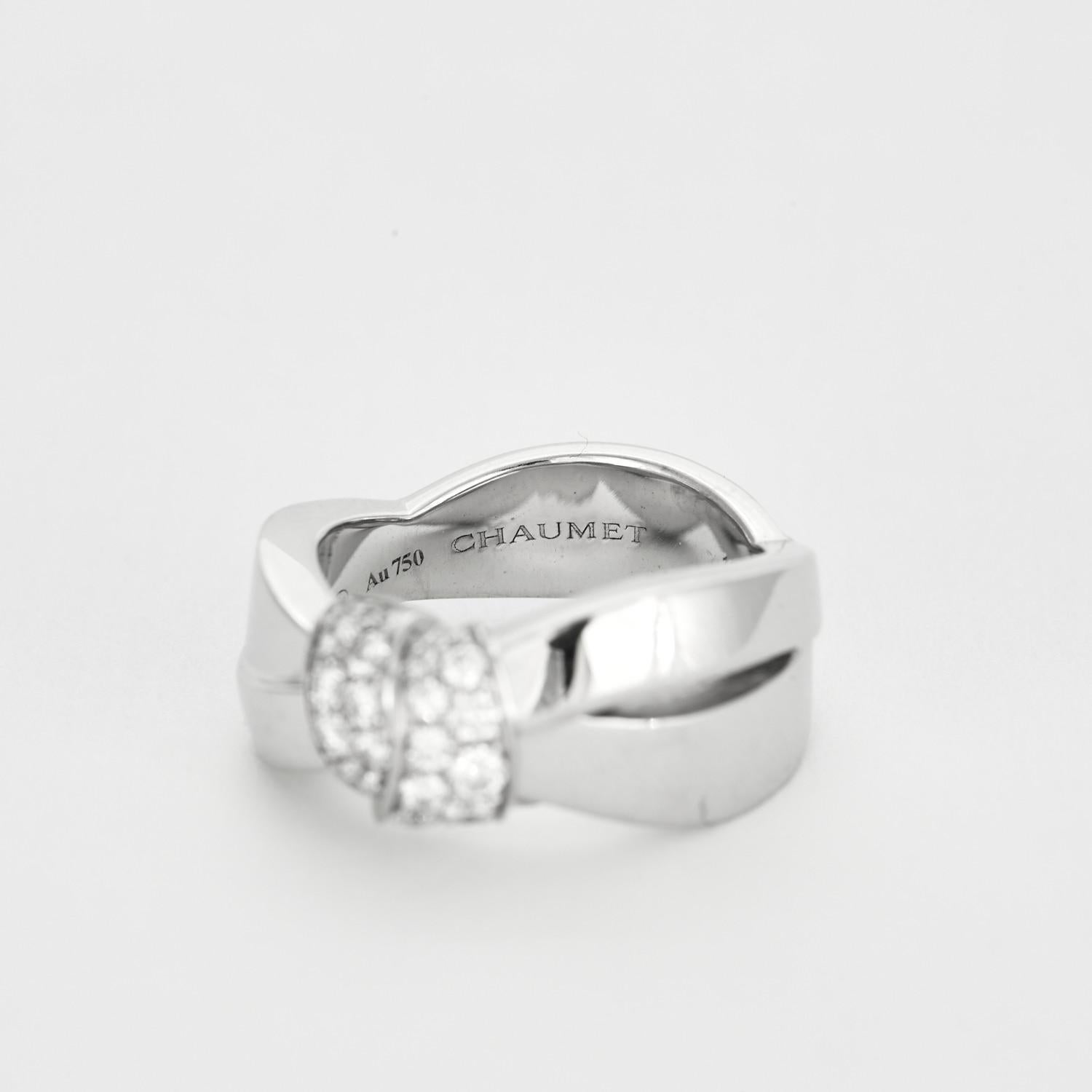 CHAUMET - Liens Seduction ring in white gold and diamonds For Sale 3