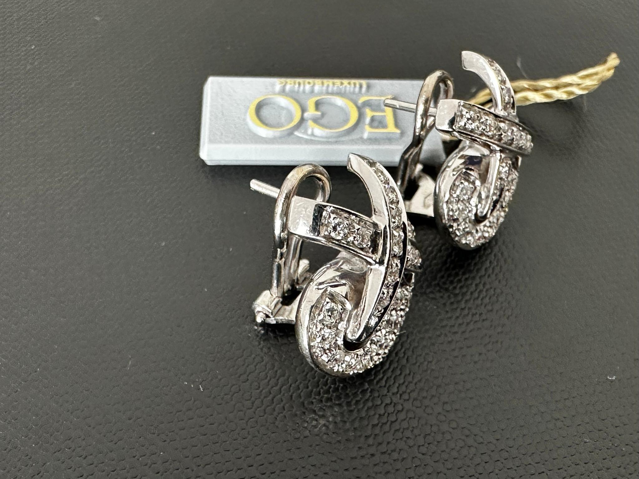 Chaumet Liens Style 18kt White Gold Heart Earrings with Diamonds In Excellent Condition For Sale In Esch-Sur-Alzette, LU