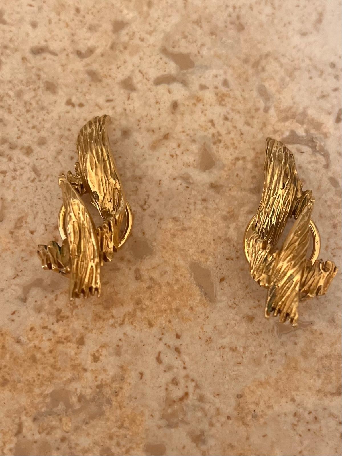 Chaumet Modernist 18K Gold Earrings In Excellent Condition For Sale In Paris, FR