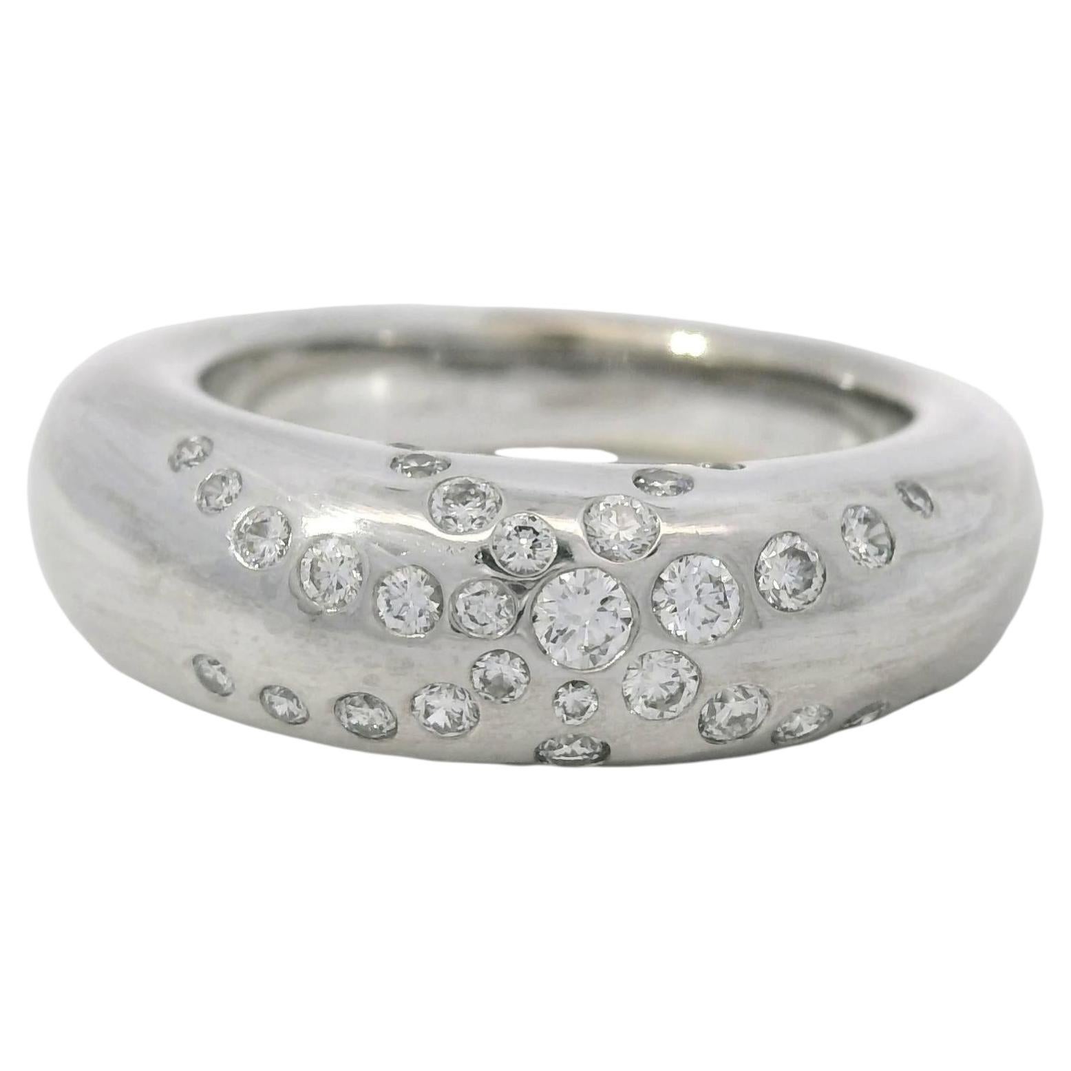 Chaumet 18k White Gold Natural 0.65 Carat Diamond Sprinkle Cocktail Ring For Sale