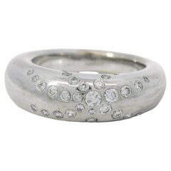 Bague de cocktail Chaumet en or blanc 18 carats, sertie de diamants naturels d'un poids total de 0,65 carat