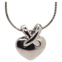 Chaumet Necklace Pendant Heart Shaped 18 Karat White Gold