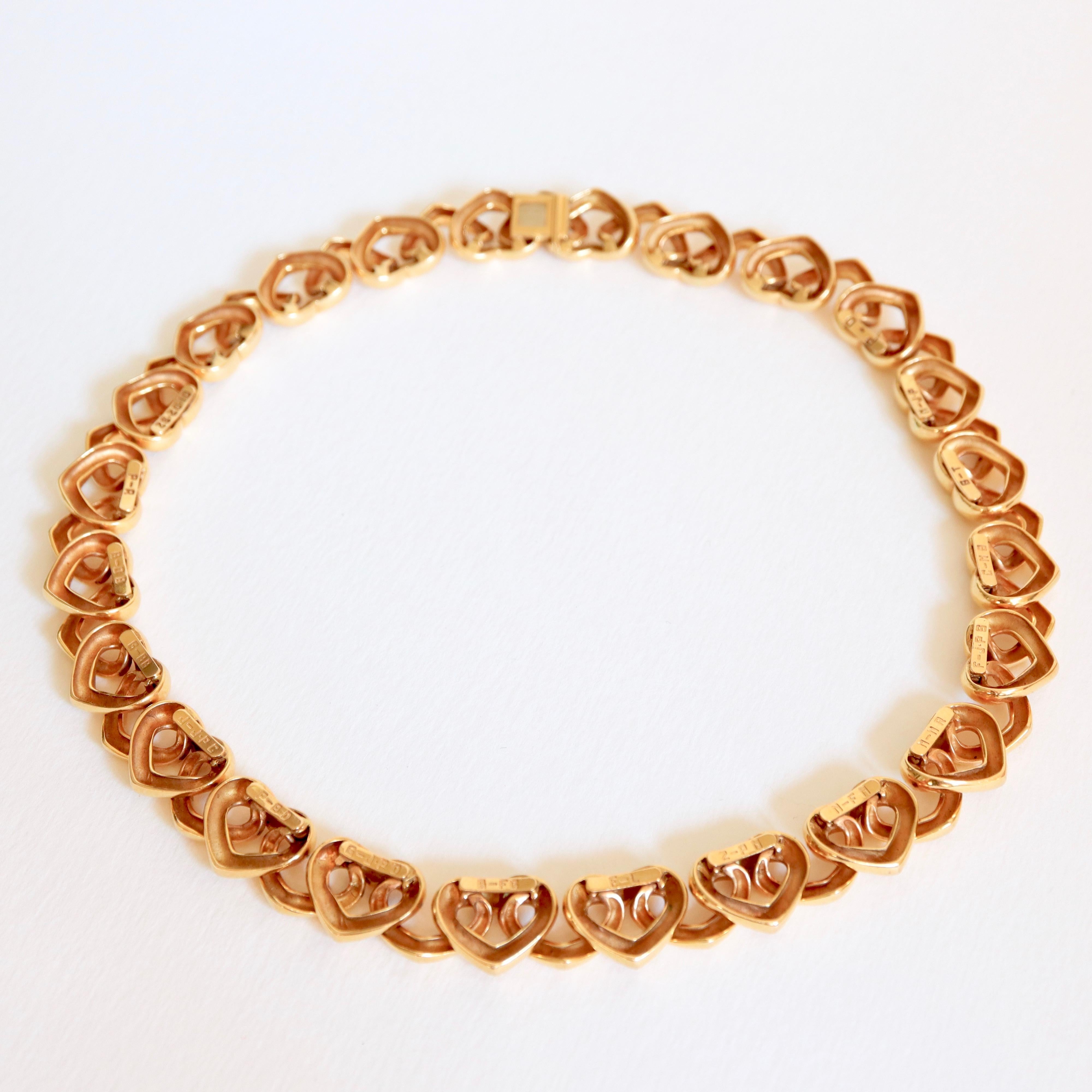 Chaumet Paris Collier cœur en or jaune 18 carats en vente 4