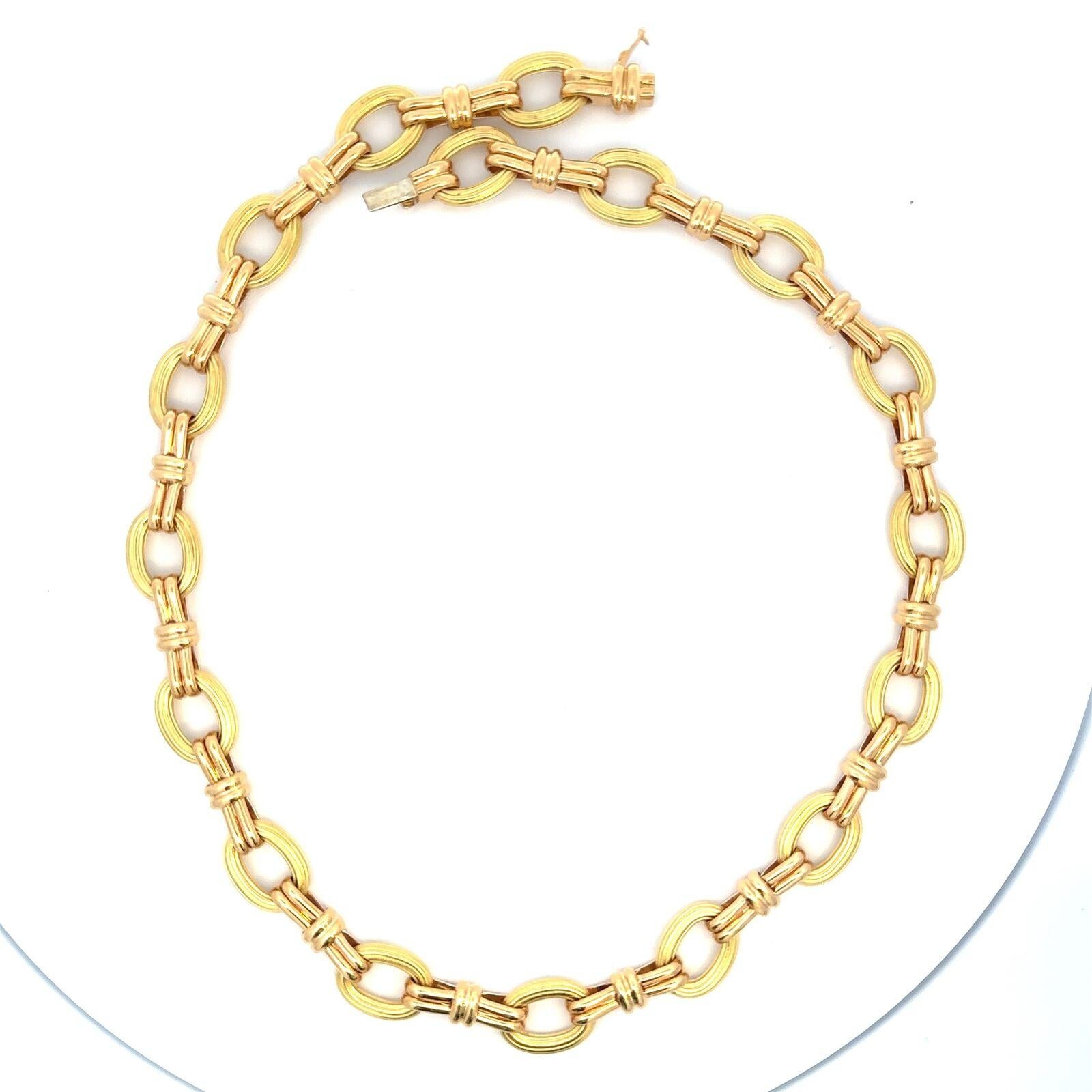 CHAUMET PARIS 18k 18k Yellow Gold Link Necklace Vintage Circa 1970s In Excellent Condition For Sale In Beverly Hills, CA