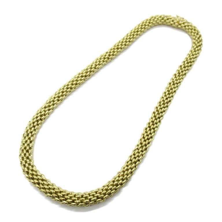 Chaumet Paris 18k Yellow Gold Choker Necklace Vintage, circa 1970s In Excellent Condition For Sale In Beverly Hills, CA