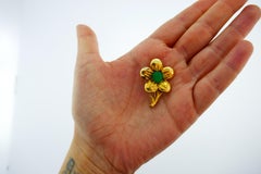 Chaumet Paris 18k Yellow Gold and Chrysoprase Flower Brooch circa 1980s with Box