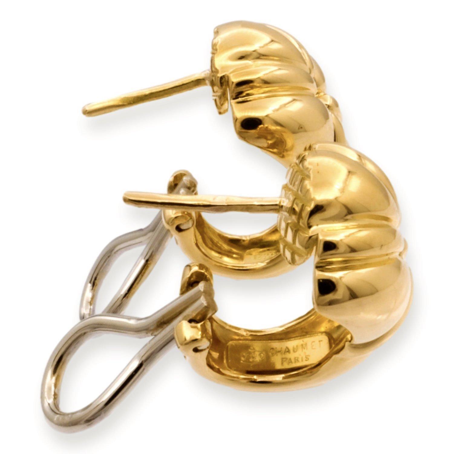 Chaumet Paris 18K Gelbgold gesteppt Clip-Ohrringe im Angebot 1