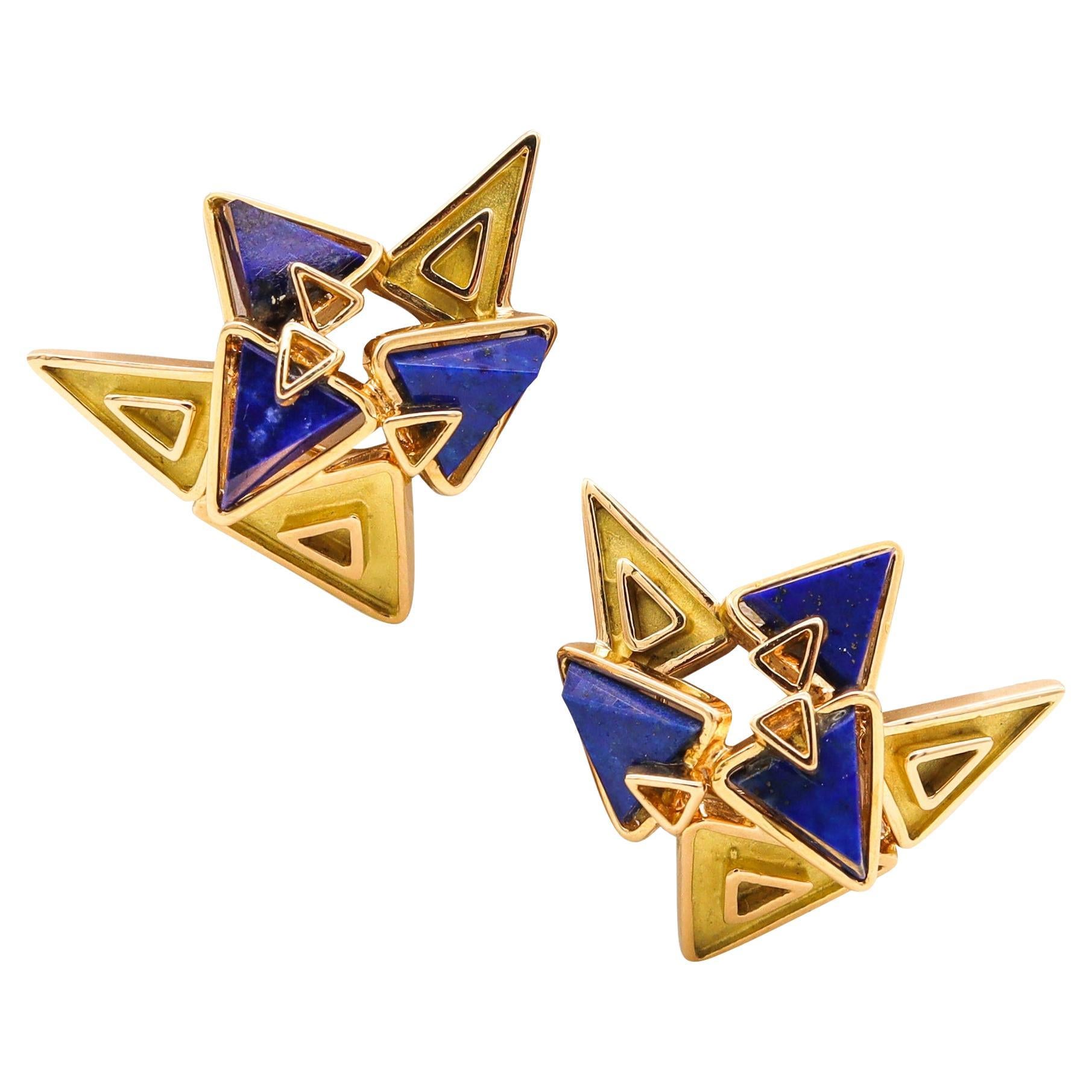 Chaumet Paris 1970 Rare Geometric Clip-on Earrings 18Kt Gold With Carved Lapis For Sale