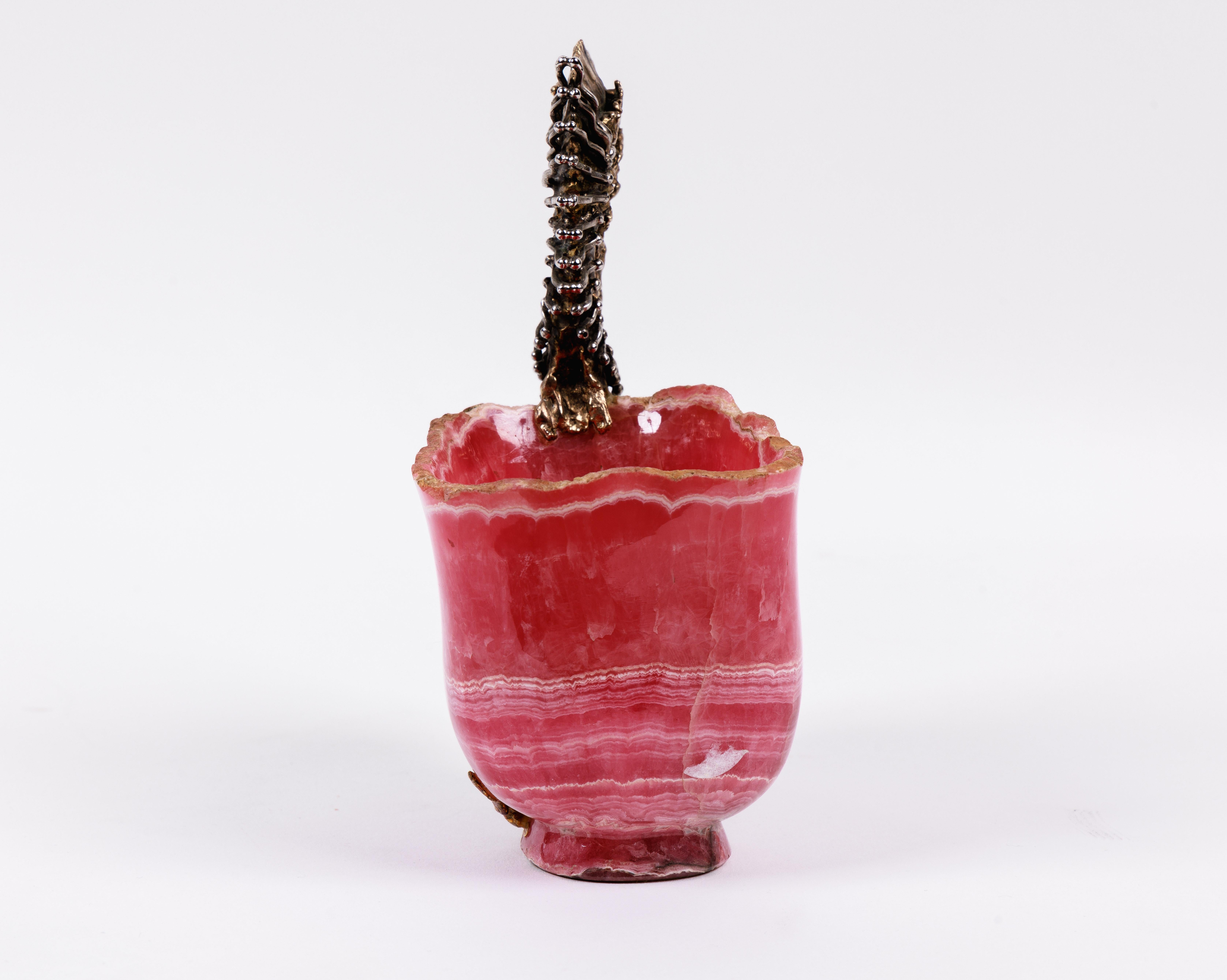 Chaumet Paris, a French Silver-Gilt Seahorse Mounted Rhodochrosite Cup For Sale 3