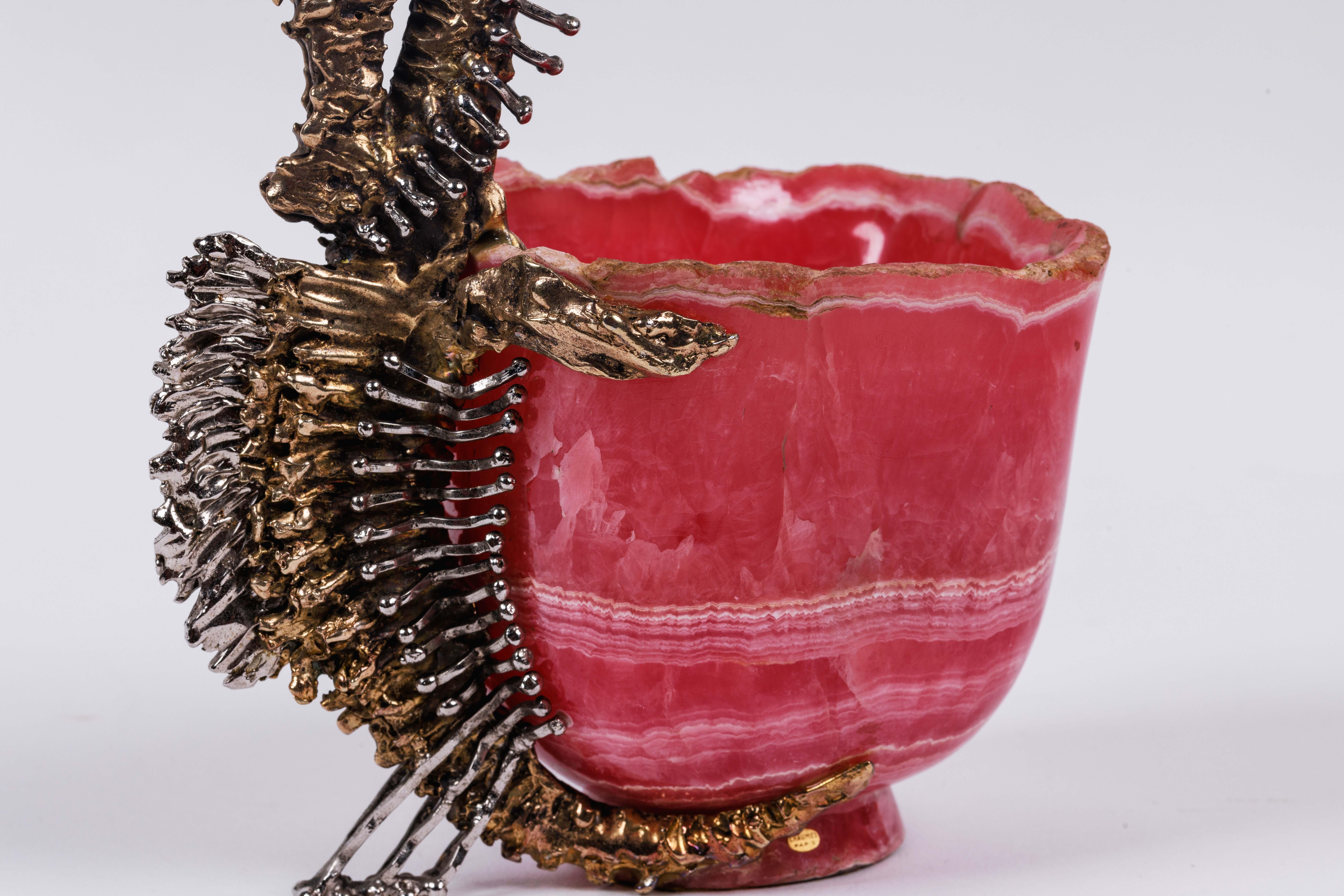 Women's or Men's Chaumet Paris, a French Silver-Gilt Seahorse Mounted Rhodochrosite Cup For Sale