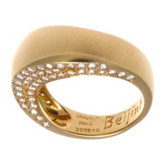 Chaumet Paris Diamond 18 Karat Gold Ring