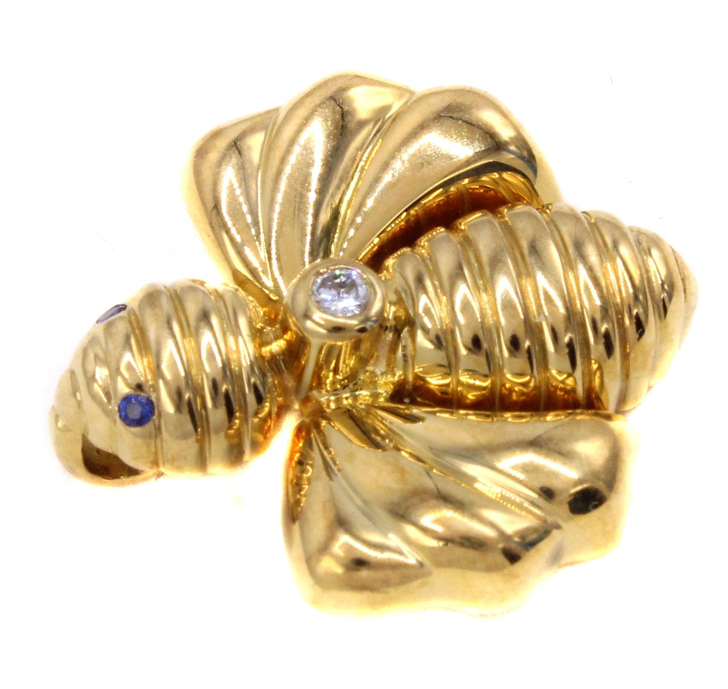 Contemporary Chaumet Paris Diamond Sapphire 18 Karat Gold Bumble Bee Pendant For Sale