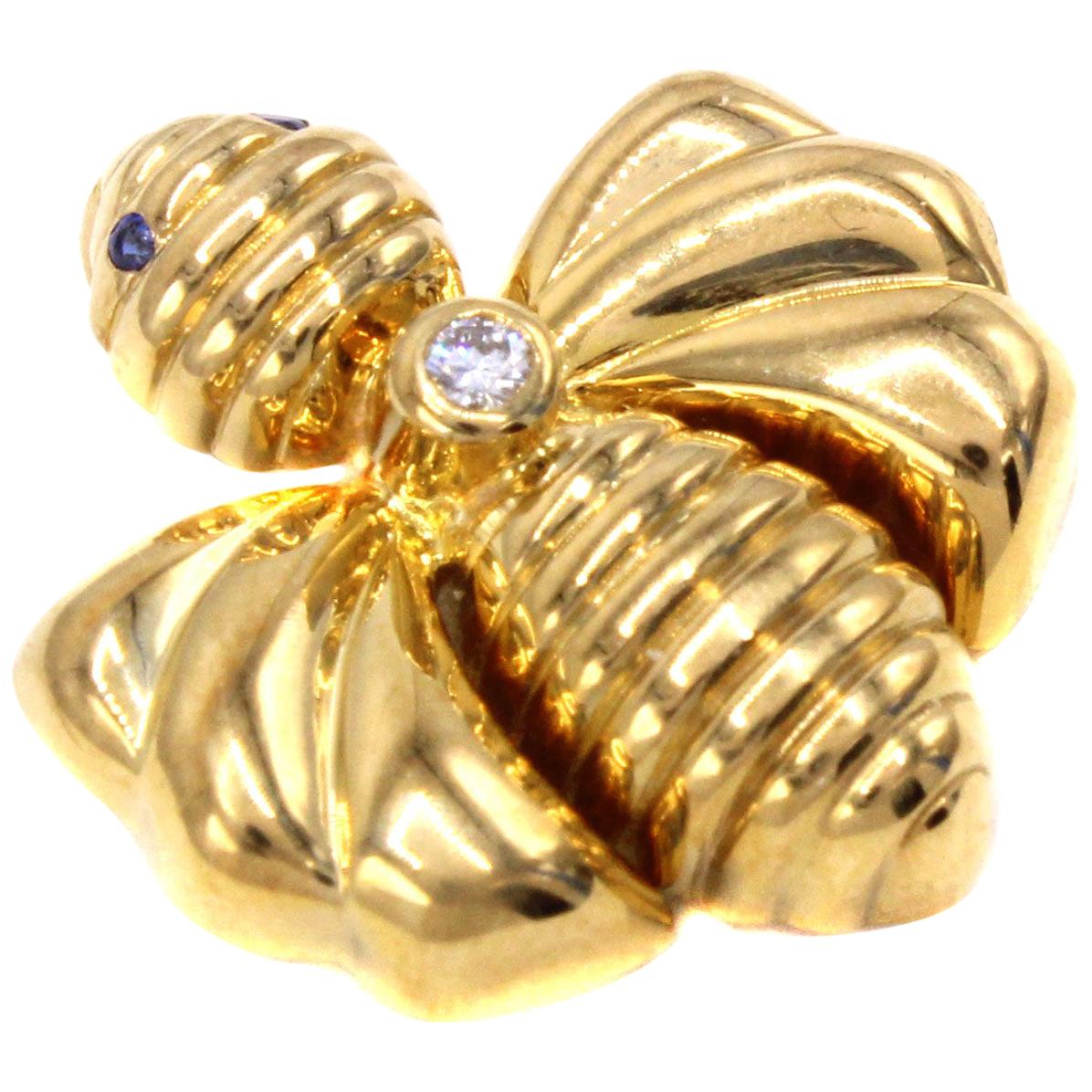 Chaumet Paris Diamond Sapphire 18 Karat Gold Bumble Bee Pendant For Sale