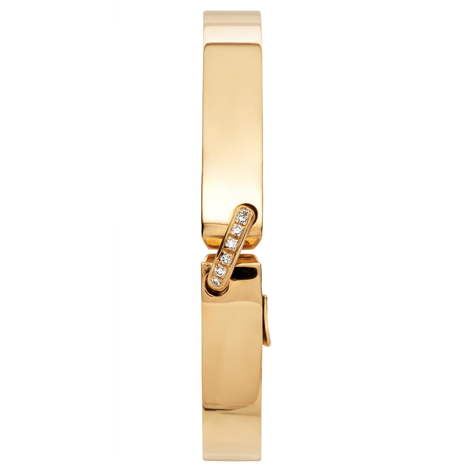 Chaumet Paris French, Liens Évidence Diamond Bangle Bracelet in 18 Carat Gold In Excellent Condition In London, GB