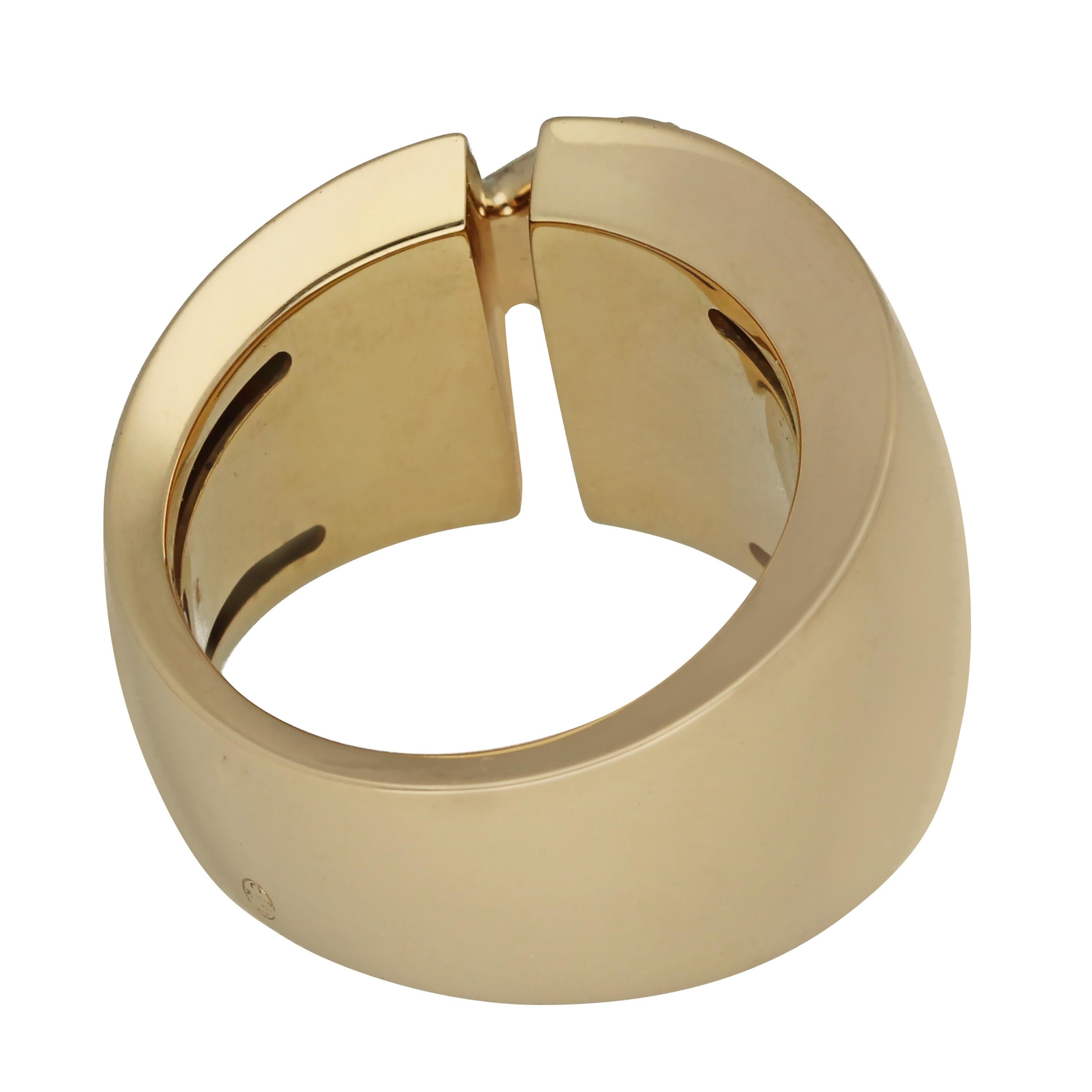 Contemporary Chaumet Paris 'Liens Croisés' Diamonds Gold Ring