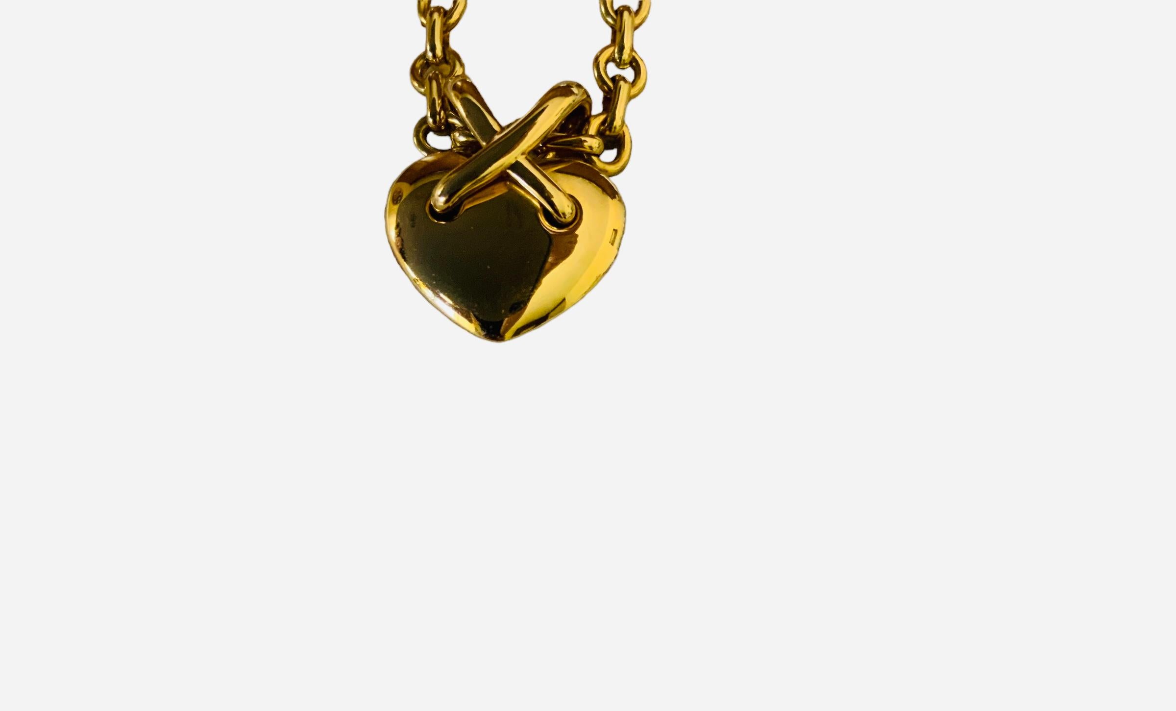 Women's or Men's  Chaumet, Paris Liens Heart 750 Gold Necklace  For Sale