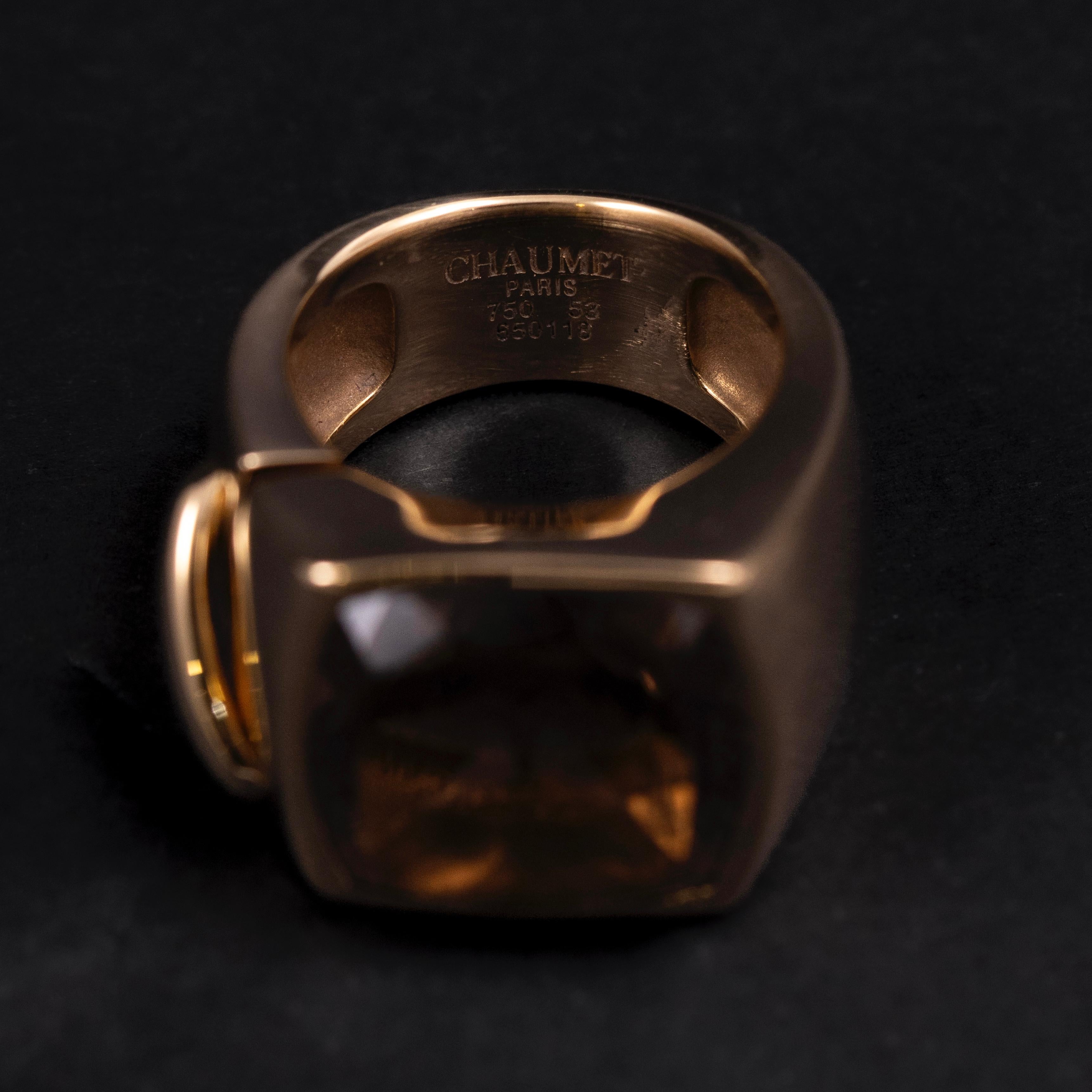 Contemporain Chaumet Paris Liens Grande bague de cocktail française en or jaune et quartz fumé en vente