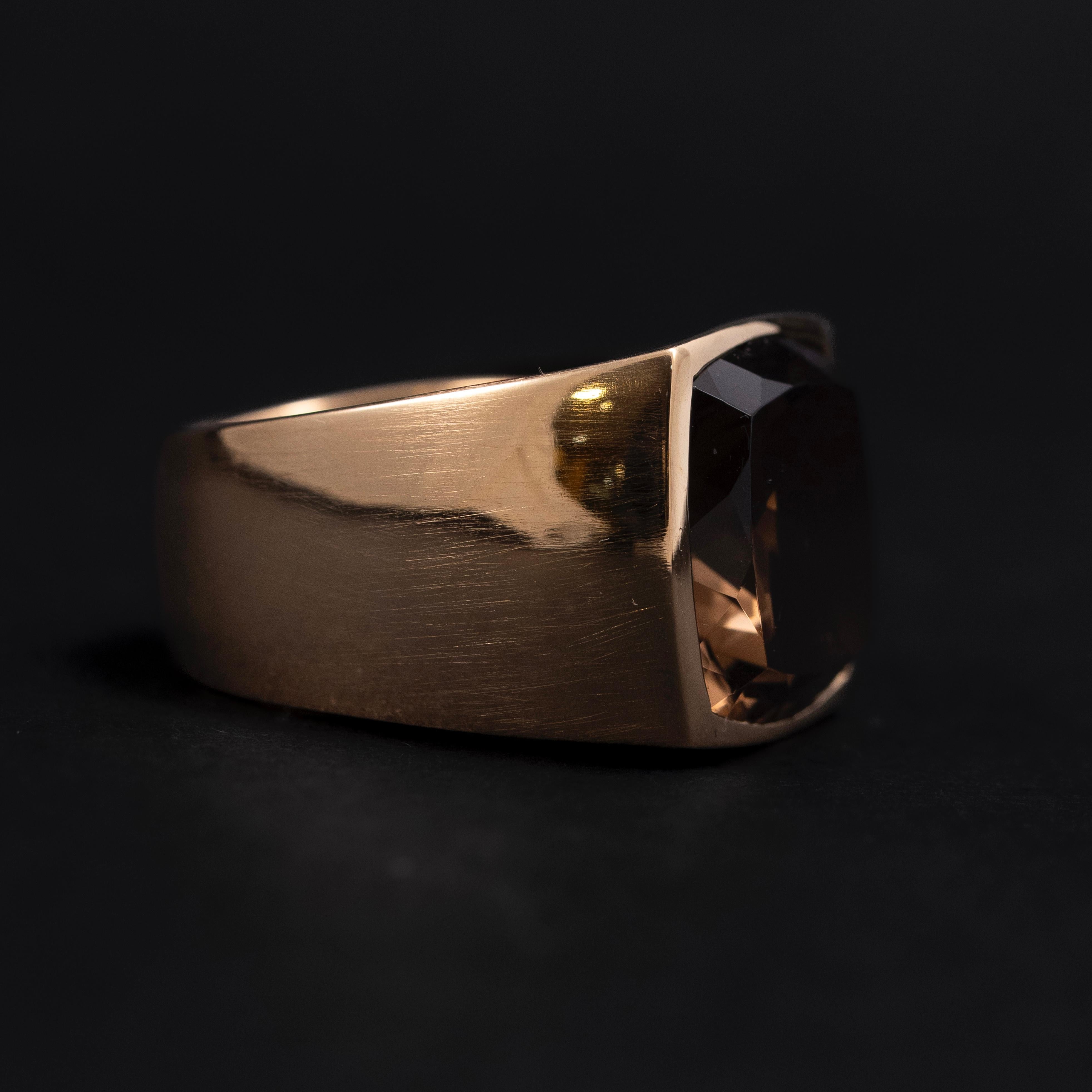 Chaumet Paris Liens Grande bague de cocktail française en or jaune et quartz fumé Unisexe en vente