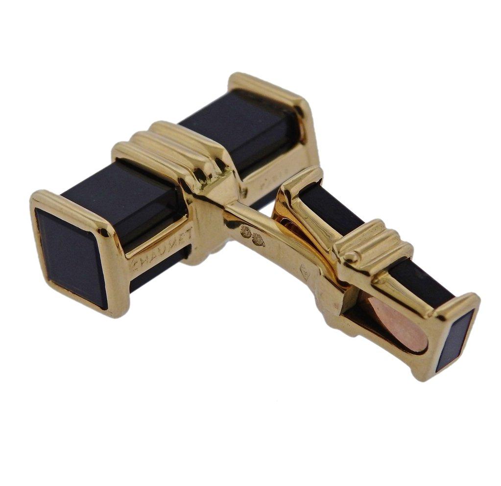 Chaumet Paris Onyx Gold Cufflinks In Excellent Condition For Sale In Lambertville, NJ