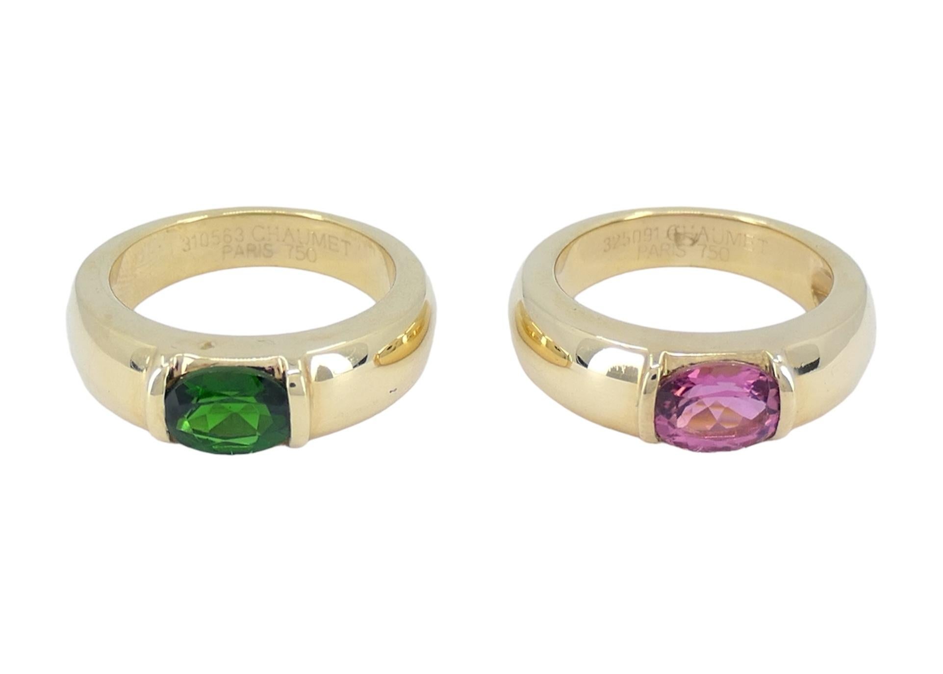 A pair of Chaumet Paris Pink and Green Troumaline 18k Gold Rings.
The green tourmaline ring is size 7.5, weighing 10.3 grams, signed 310563 Chaumet Paris 750.
The pink tourmaline ring is size 7, weighing 9.8 grams, signed 325091 Chaumet Paris 750.