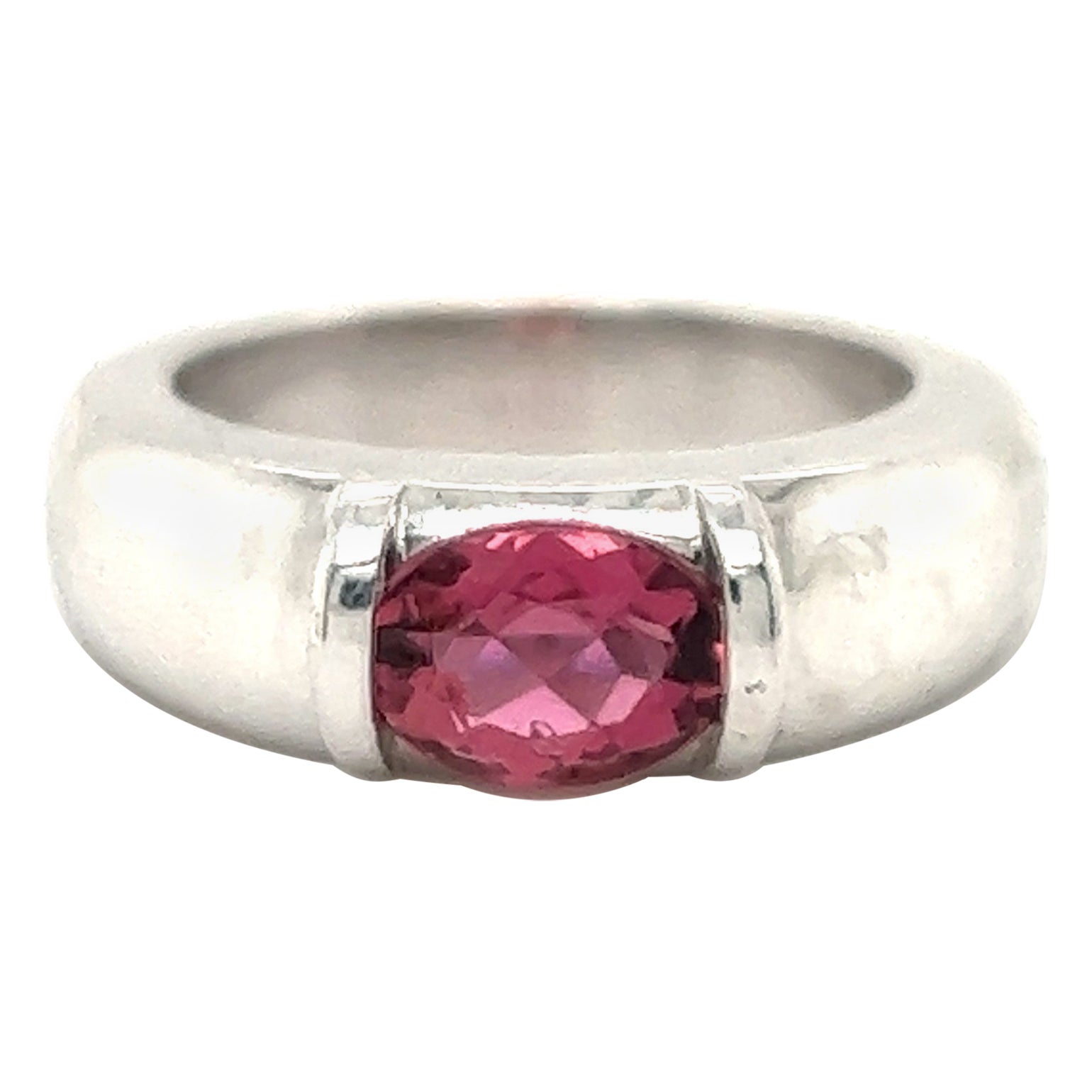 Chaumet Paris Bague en or blanc 18 carats avec tourmaline rose en vente