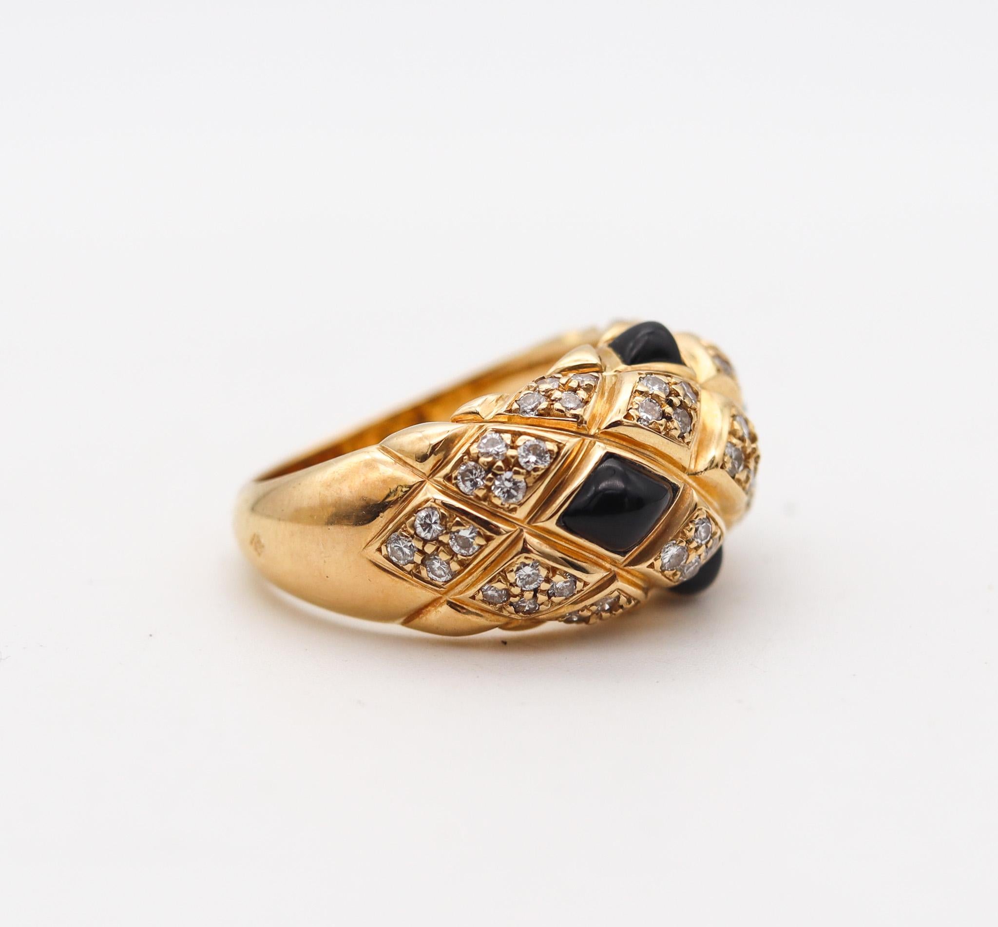 Brilliant Cut Chaumet Paris Quilted Cocktail Ring In 18Kt Gold With 1.72 Ctw Diamonds And Onyx For Sale