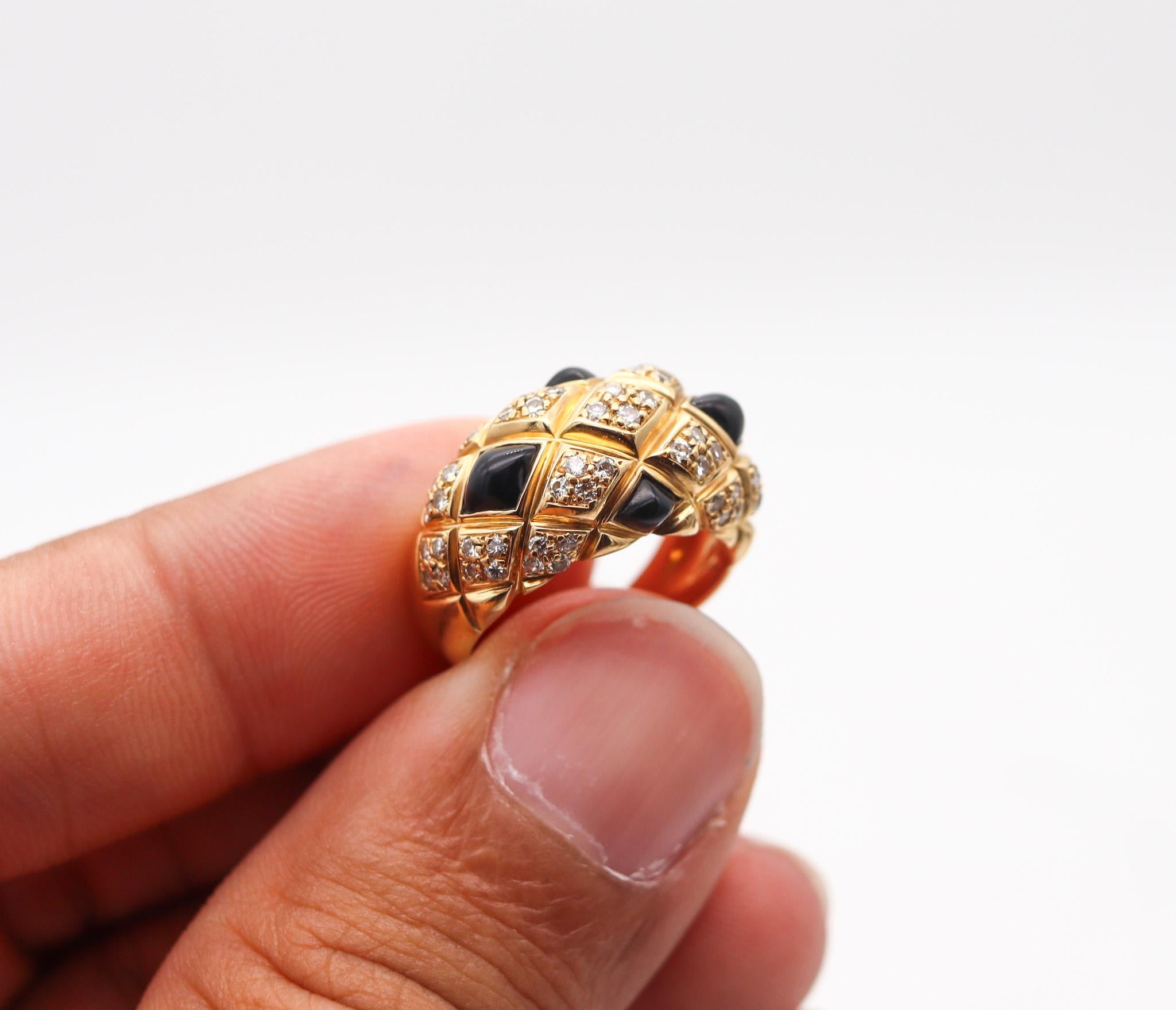 Chaumet Paris Quilted Cocktail Ring In 18Kt Gold With 1.72 Ctw Diamonds And Onyx In Excellent Condition For Sale In Miami, FL