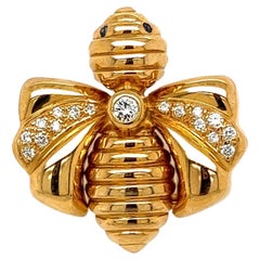 CHAUMET Paris Signed Diamond Gold Bee Pendant FRANCE
